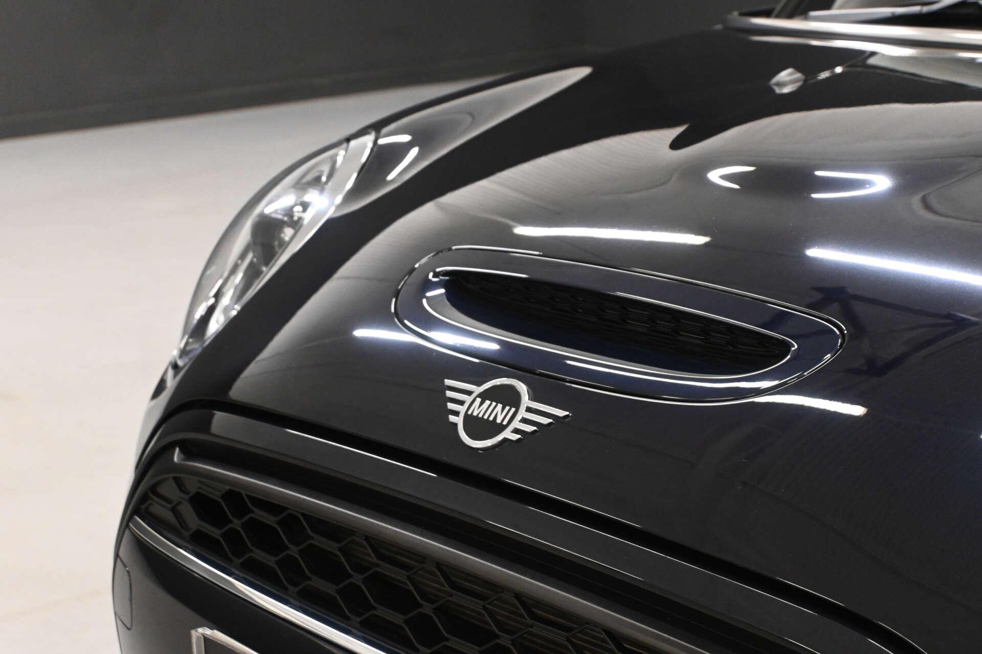 Mini Hatch view 29