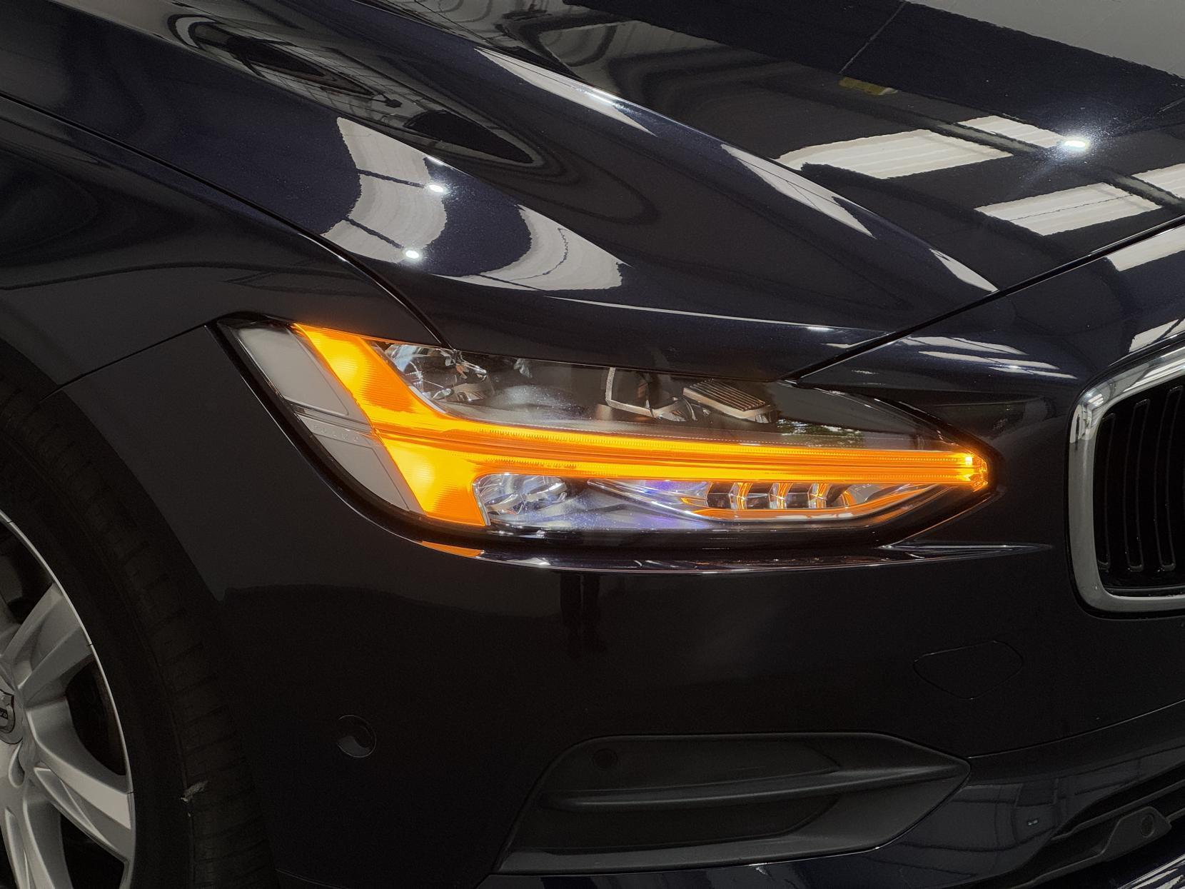 Volvo S90 view 5