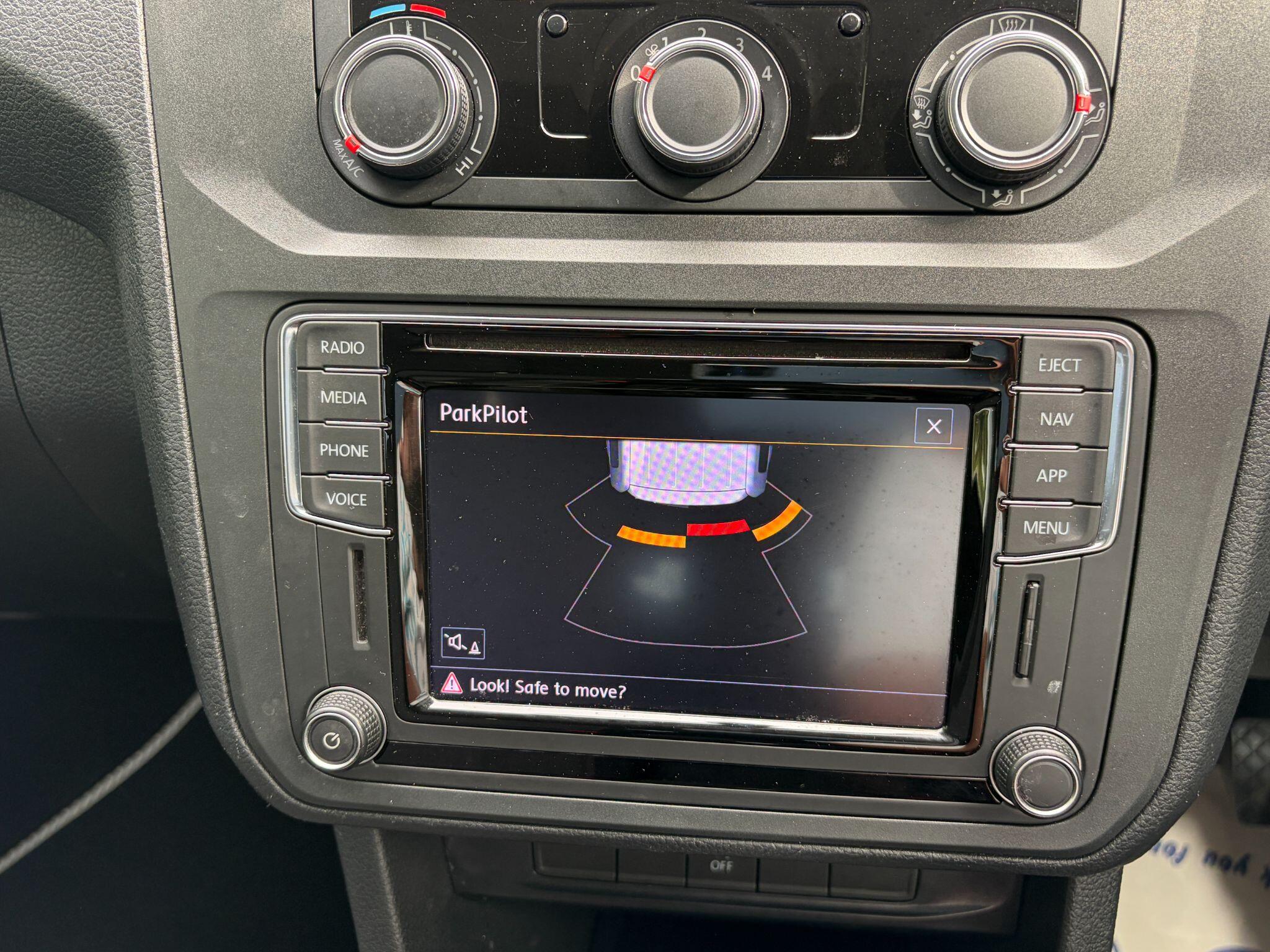 Volkswagen Caddy Maxi Life view 29