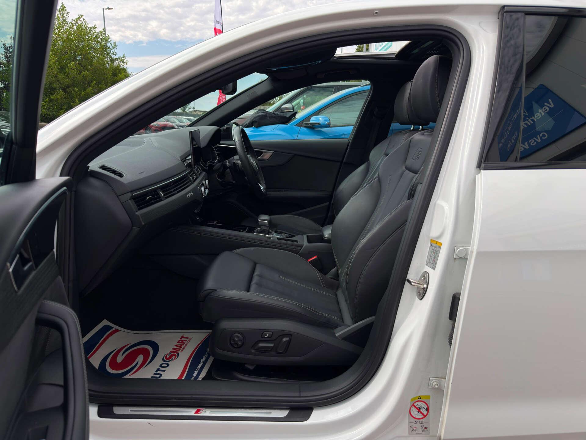Audi A4 view 48