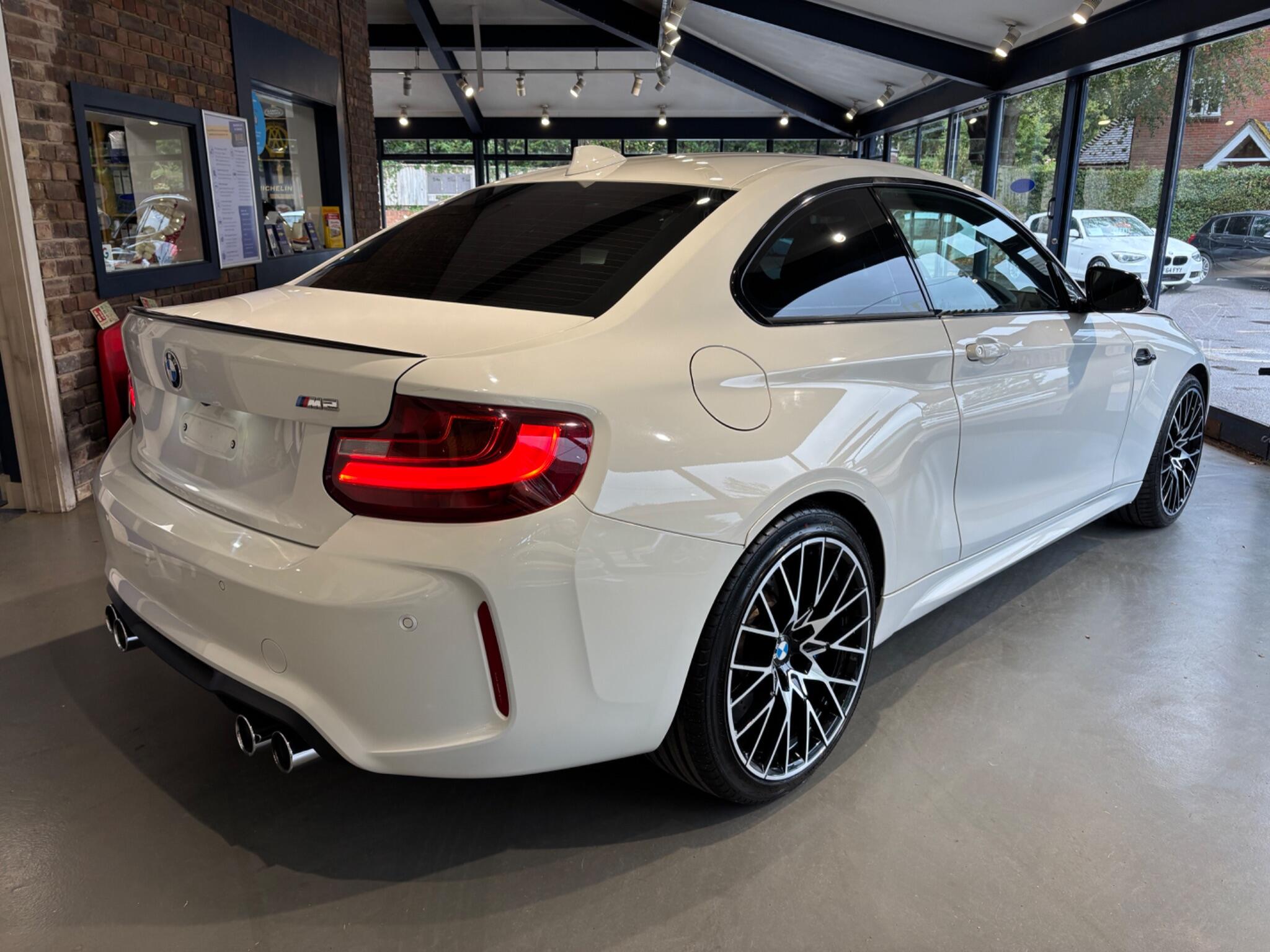 BMW M2 view 70