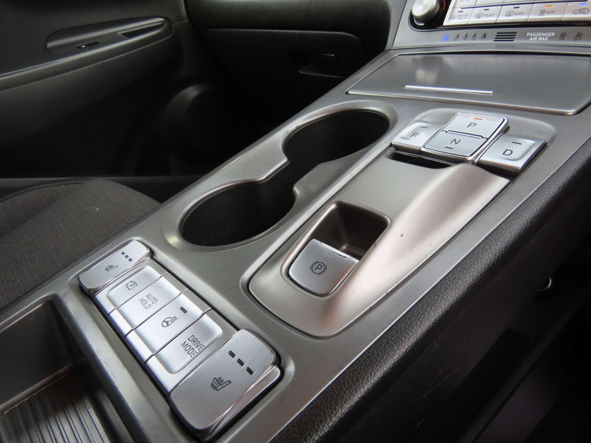 Hyundai Kona view 13