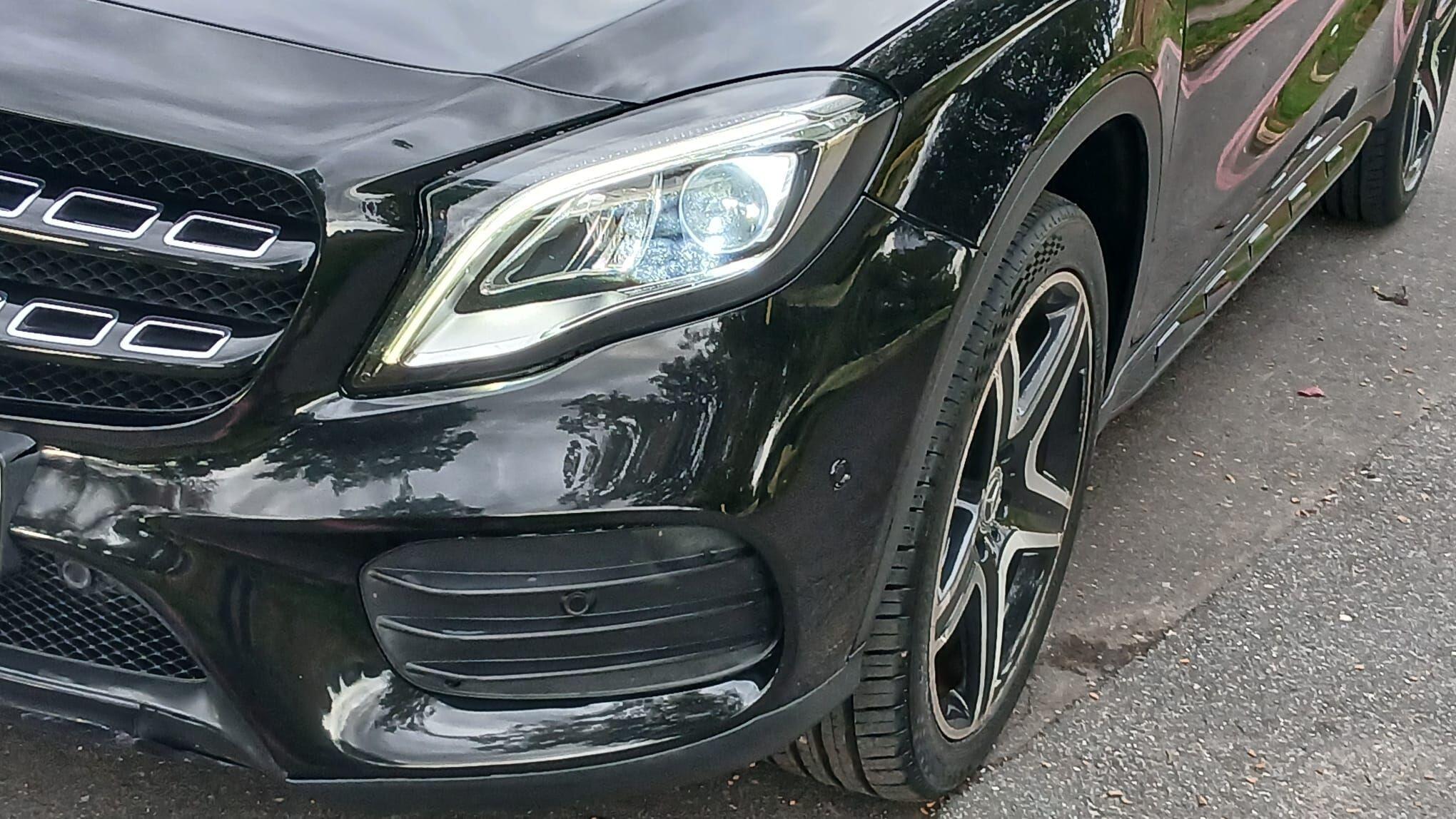 Mercedes-Benz Gla view 61