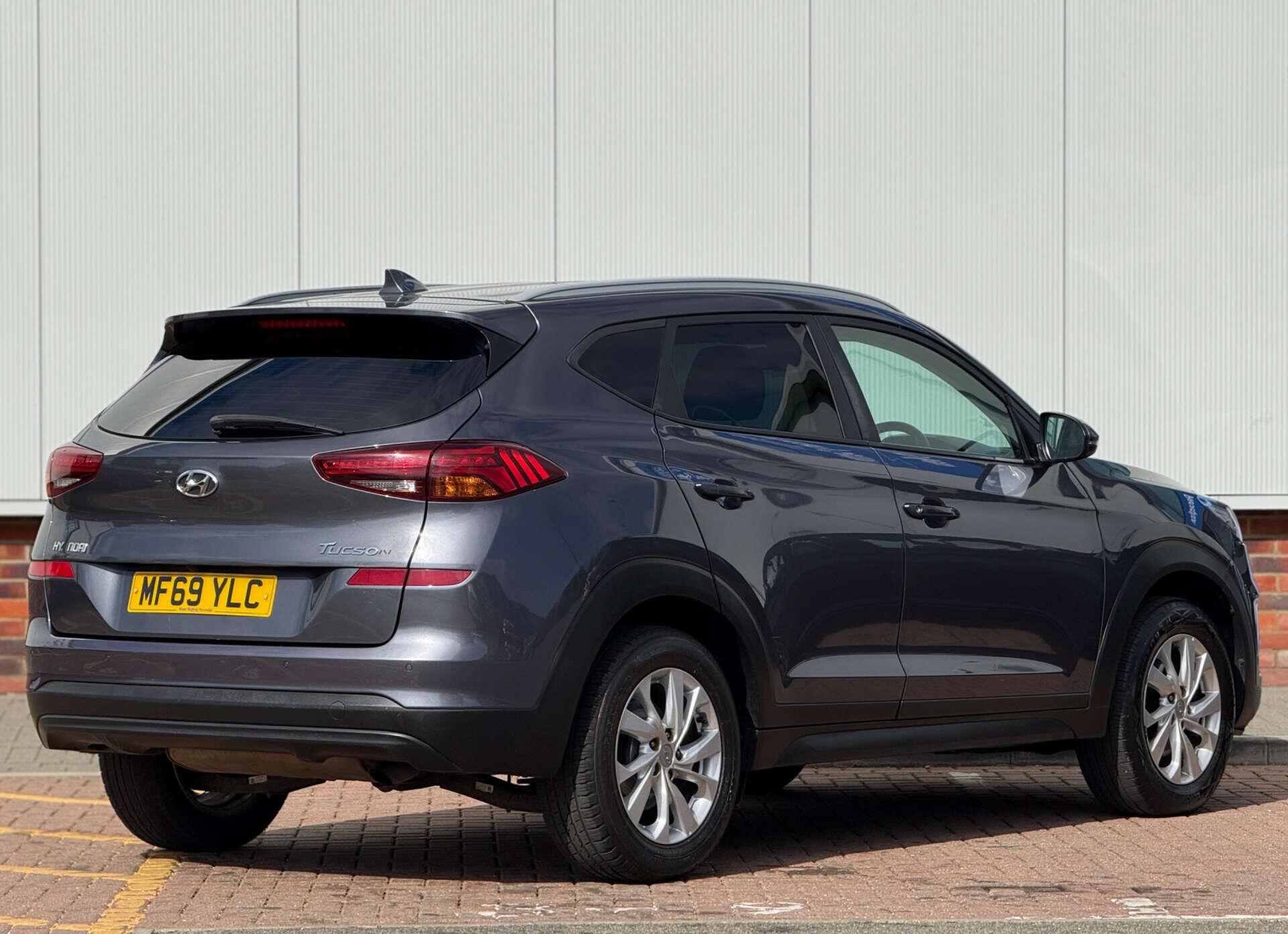 Hyundai Tucson view 12