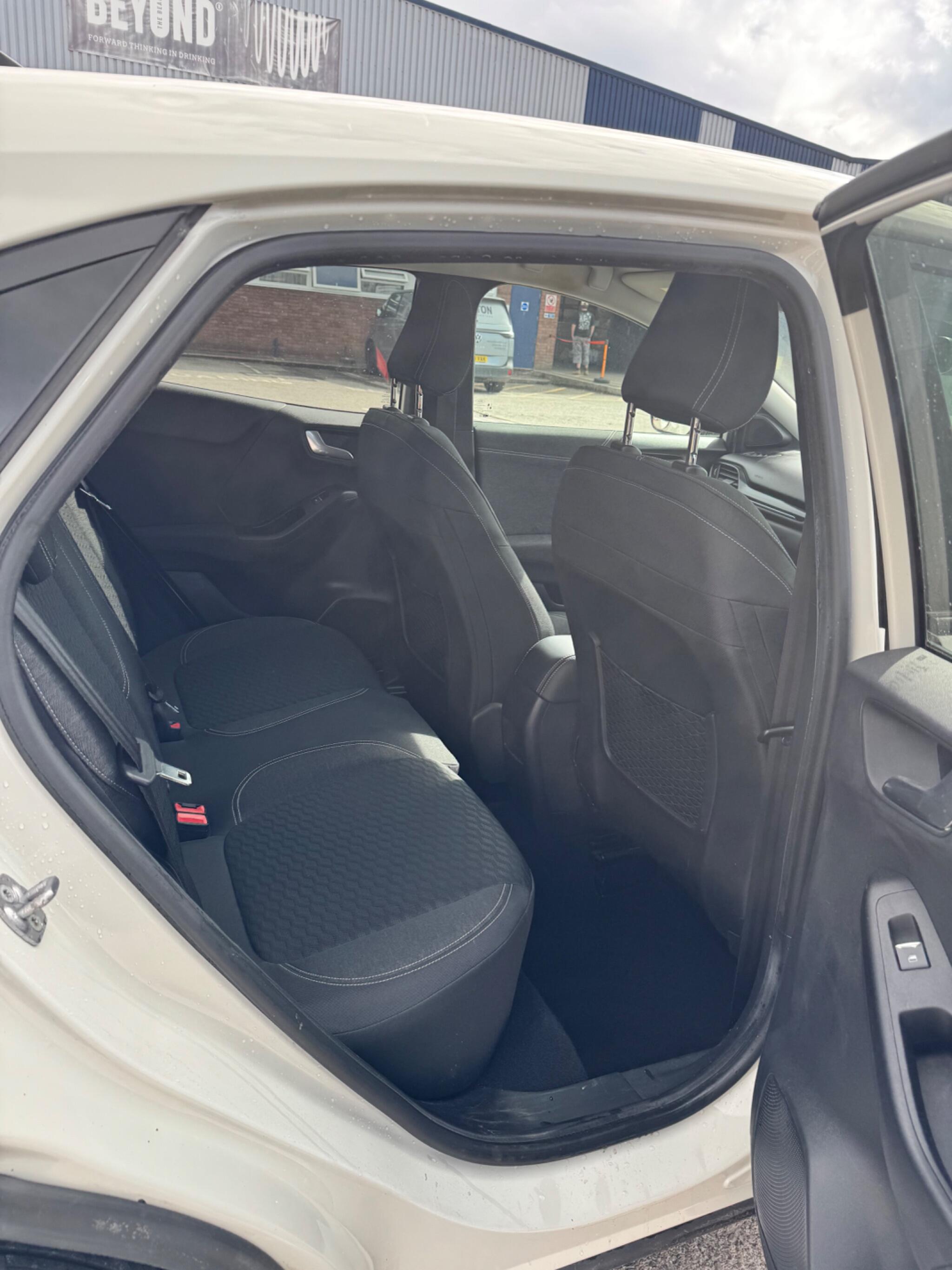 Ford Puma view 28