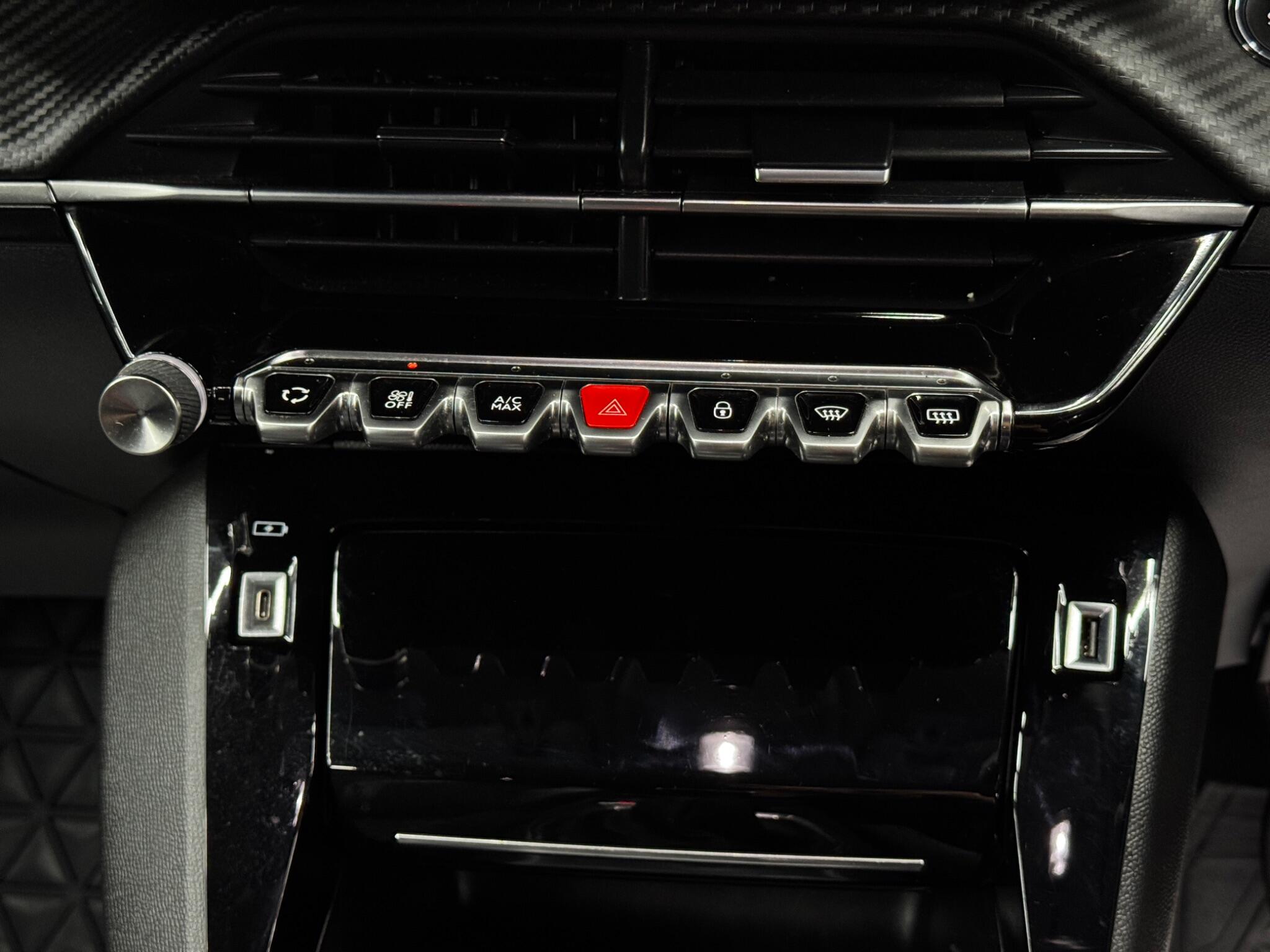 Peugeot 2008 view 27