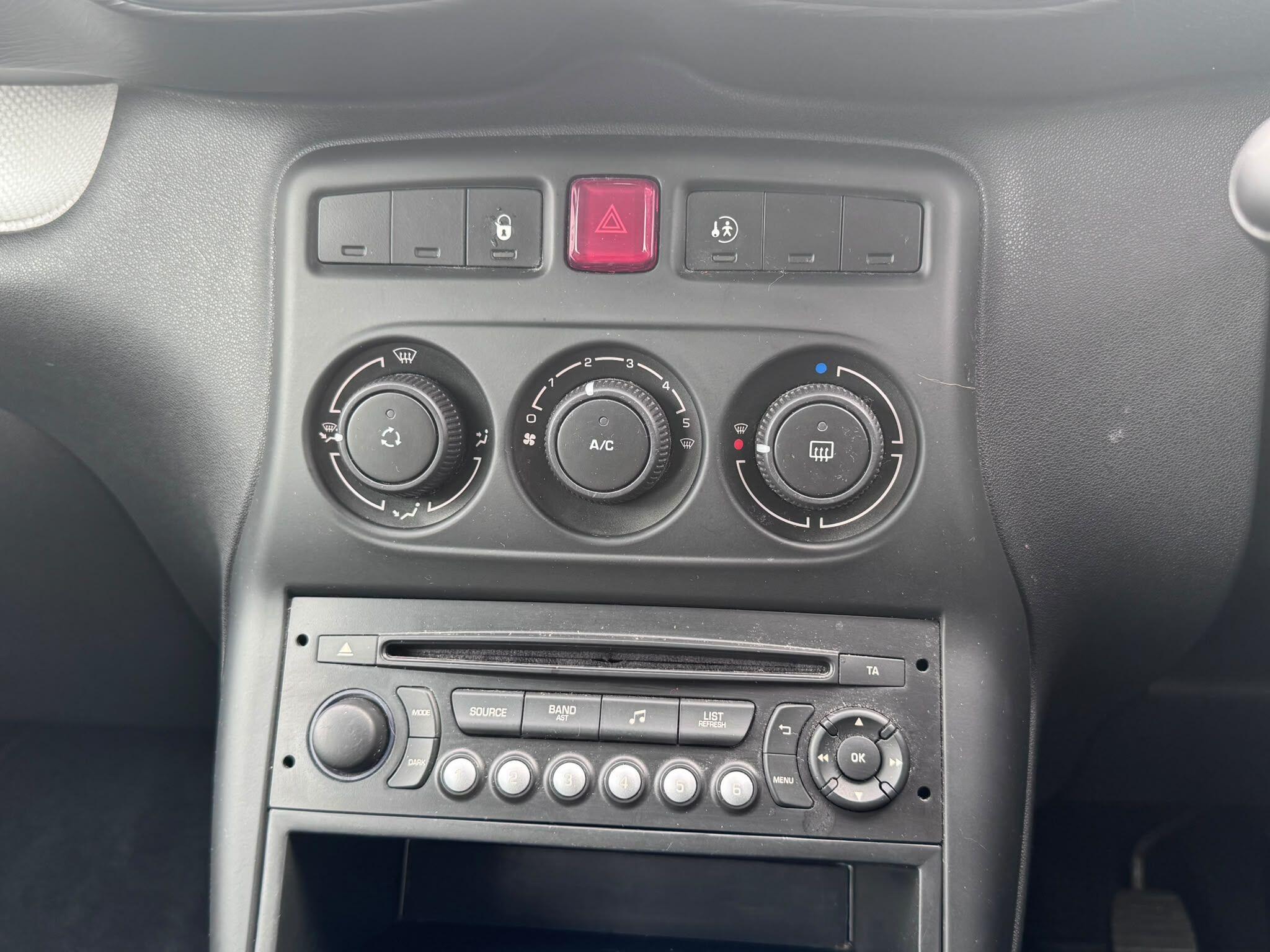 Citroen C3 Picasso view 47