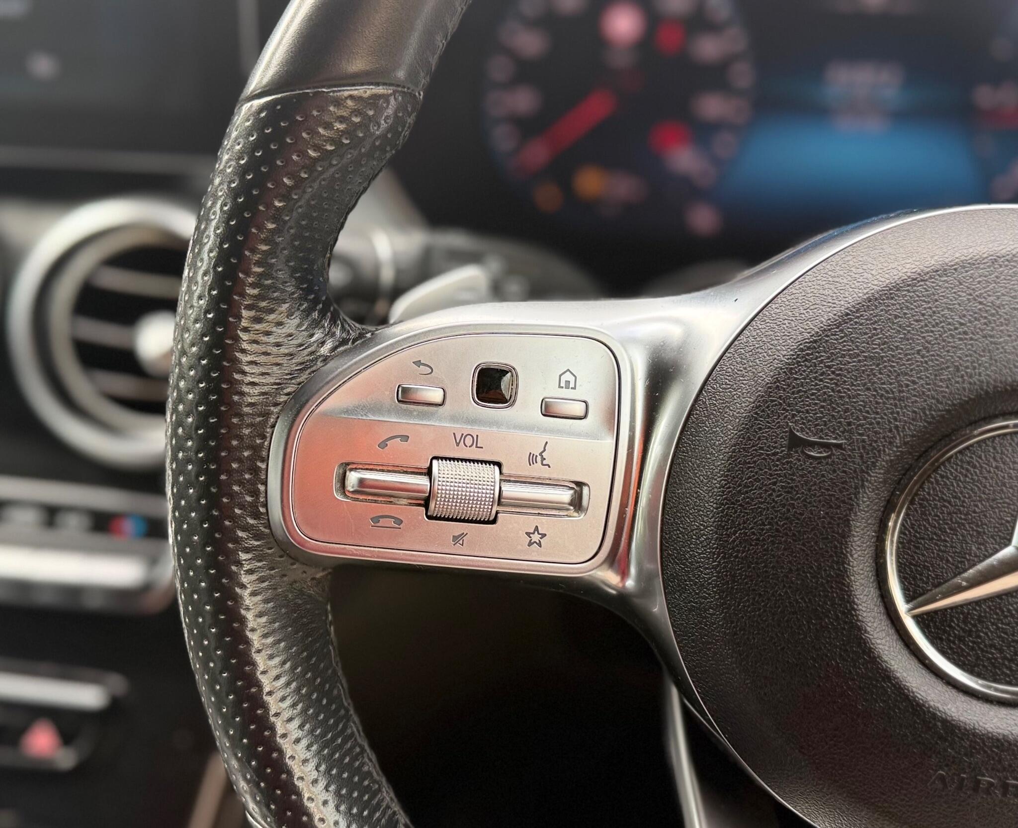 Mercedes-Benz GLC view 17