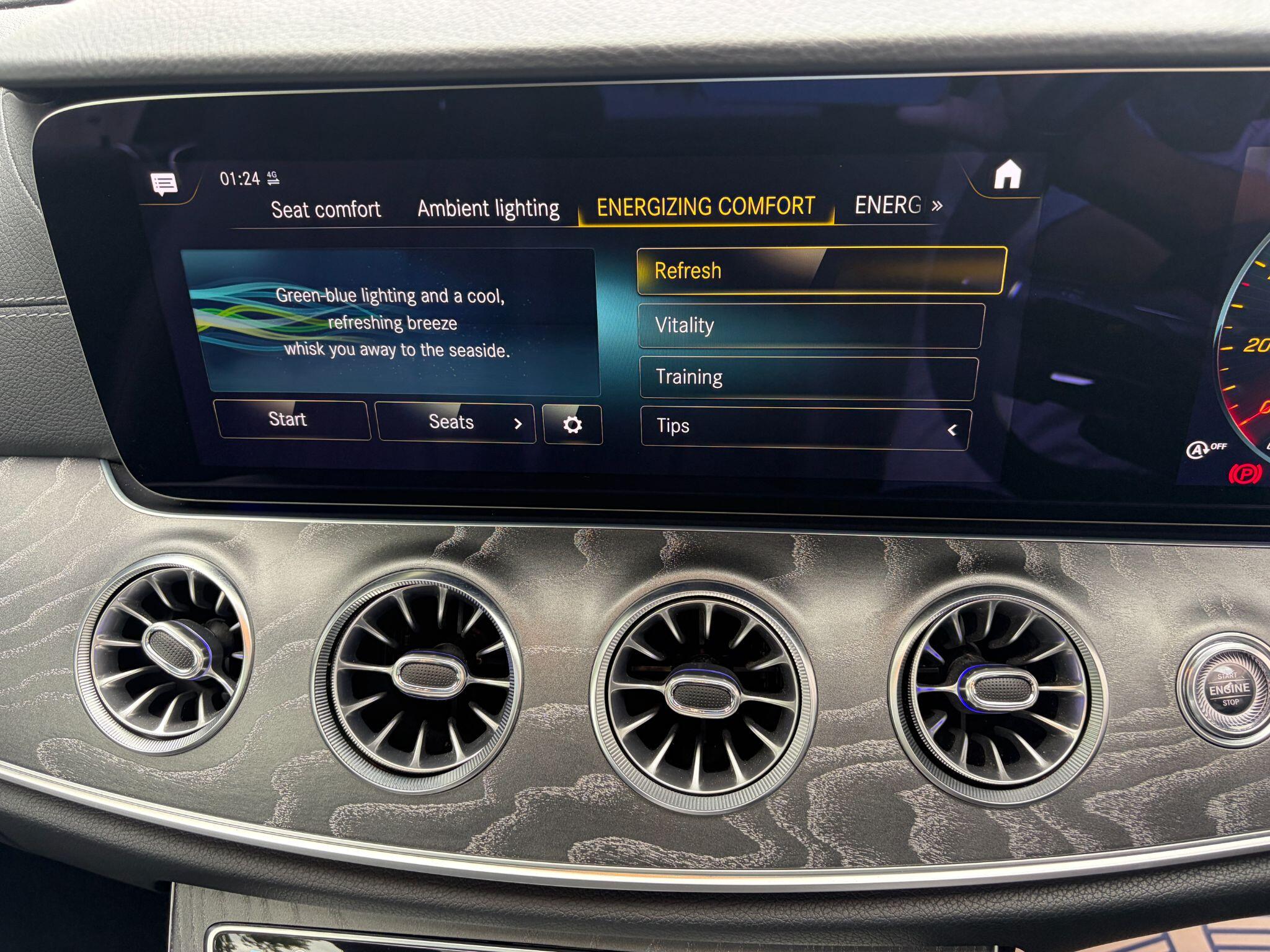 Mercedes-Benz E-Class view 30