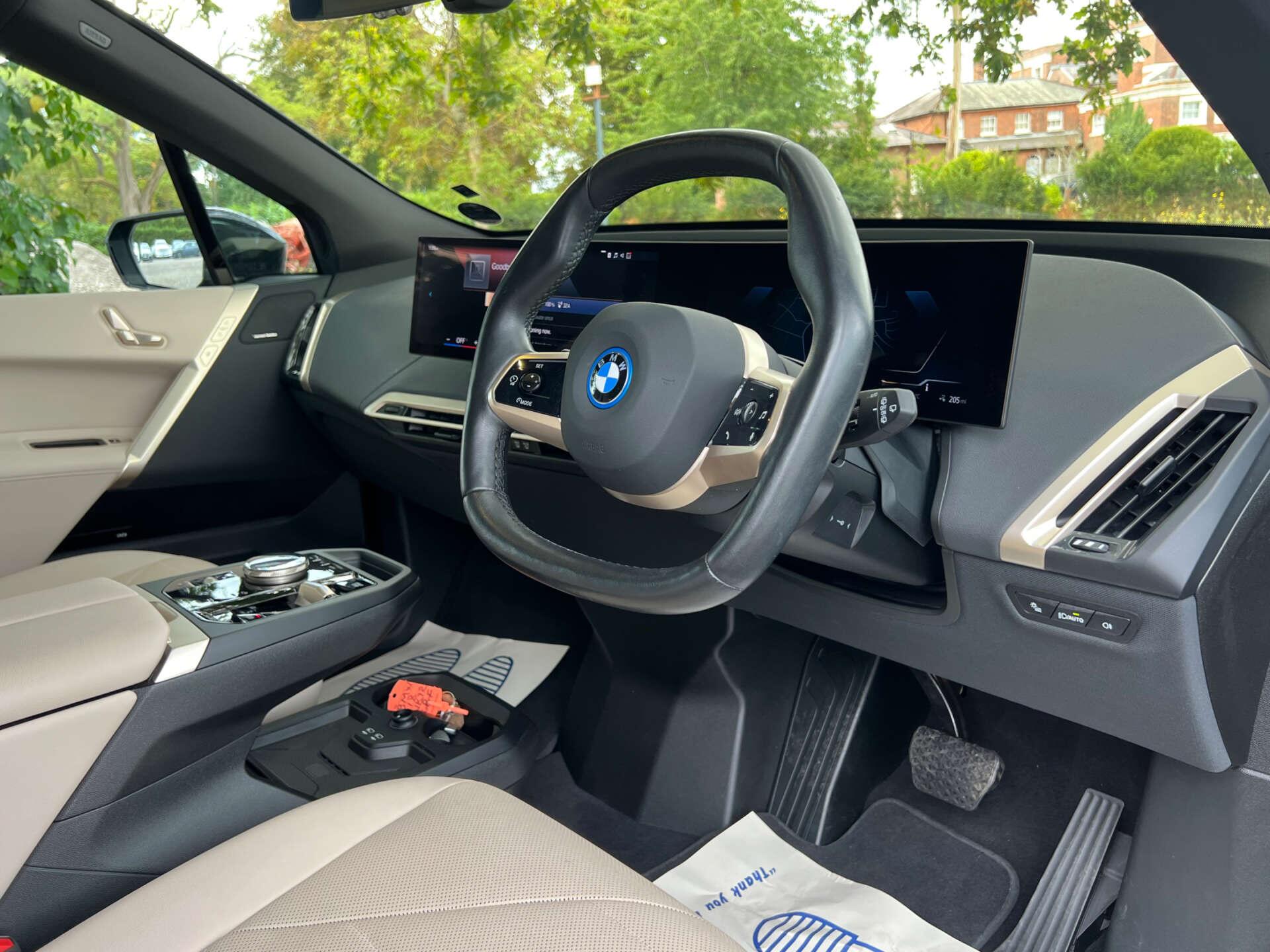 BMW iX view 39