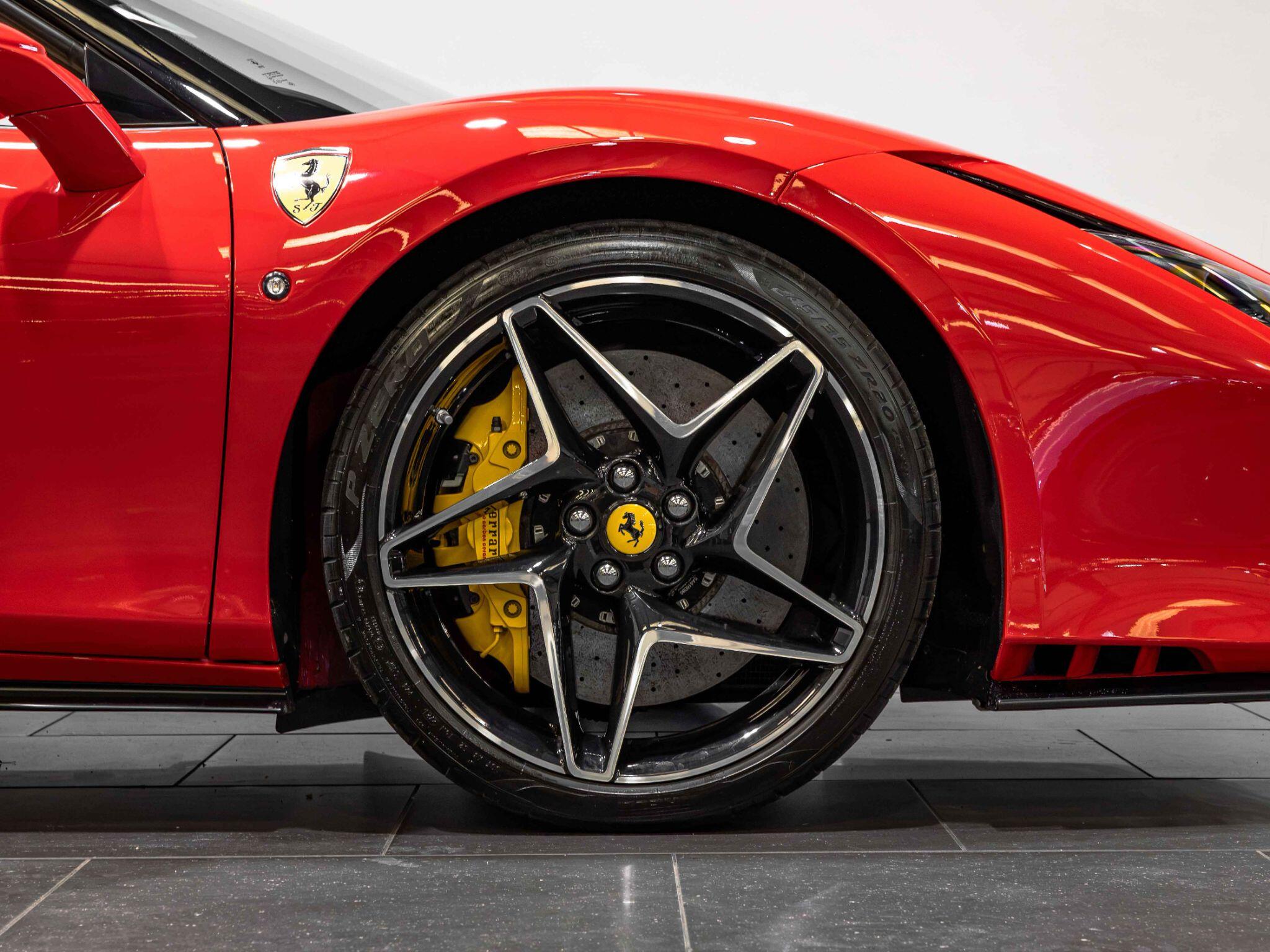 Ferrari F8 Spider view 8