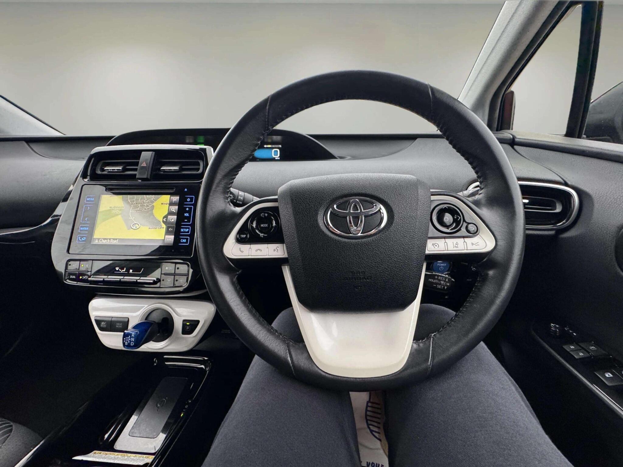 Toyota Prius view 30