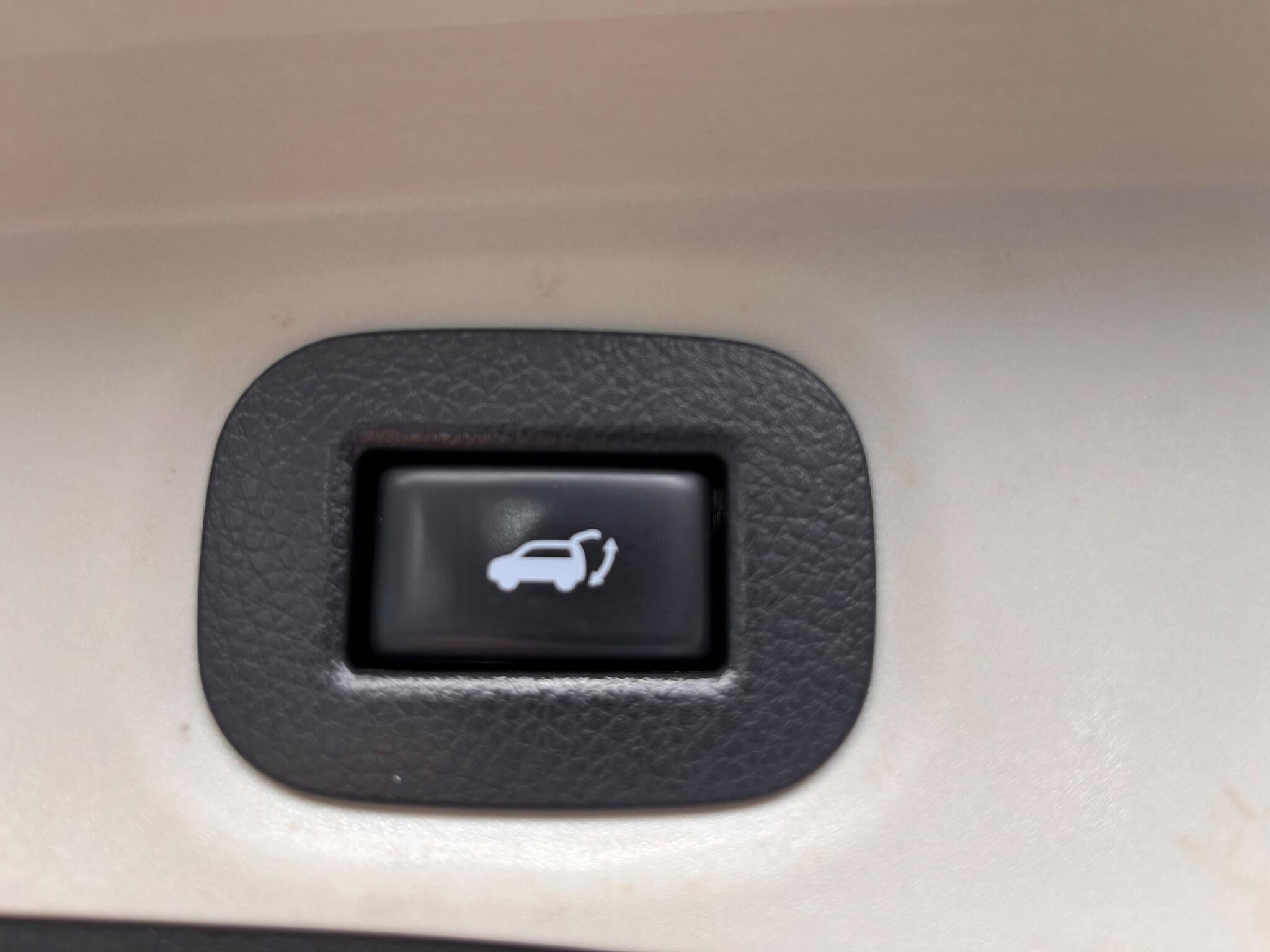 Nissan X-Trail view 45