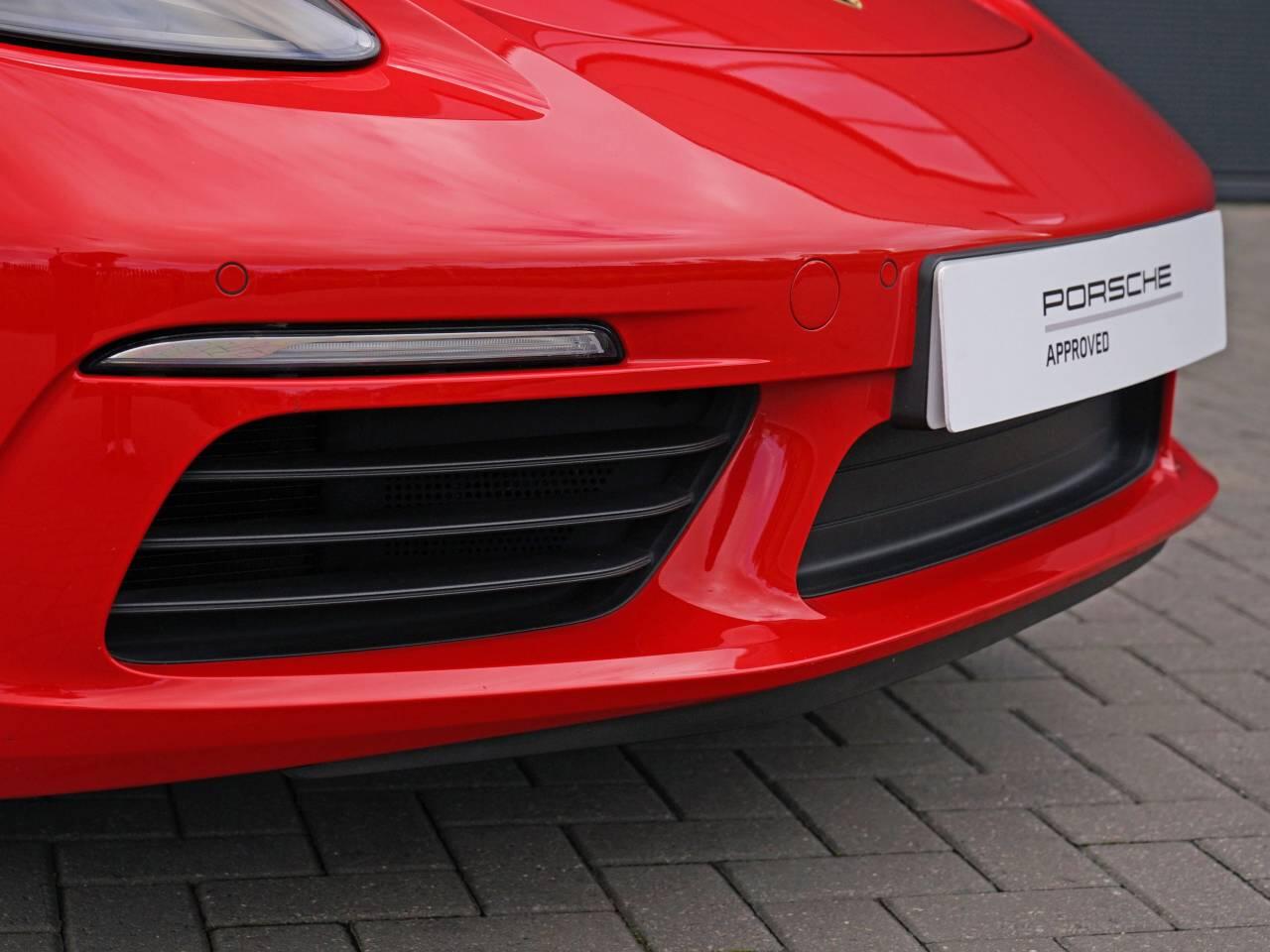 Porsche Cayman view 49