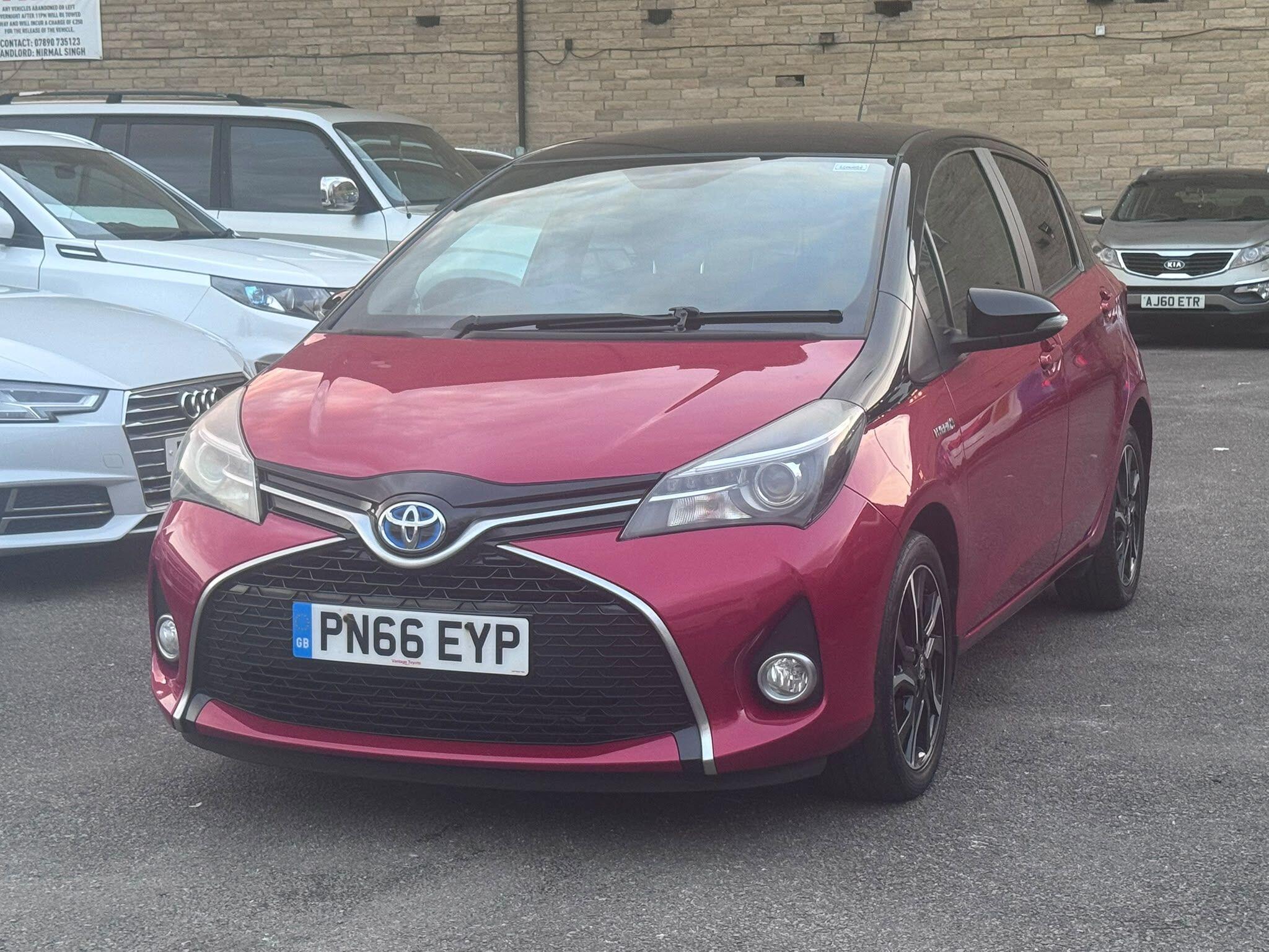 Toyota Yaris view 2