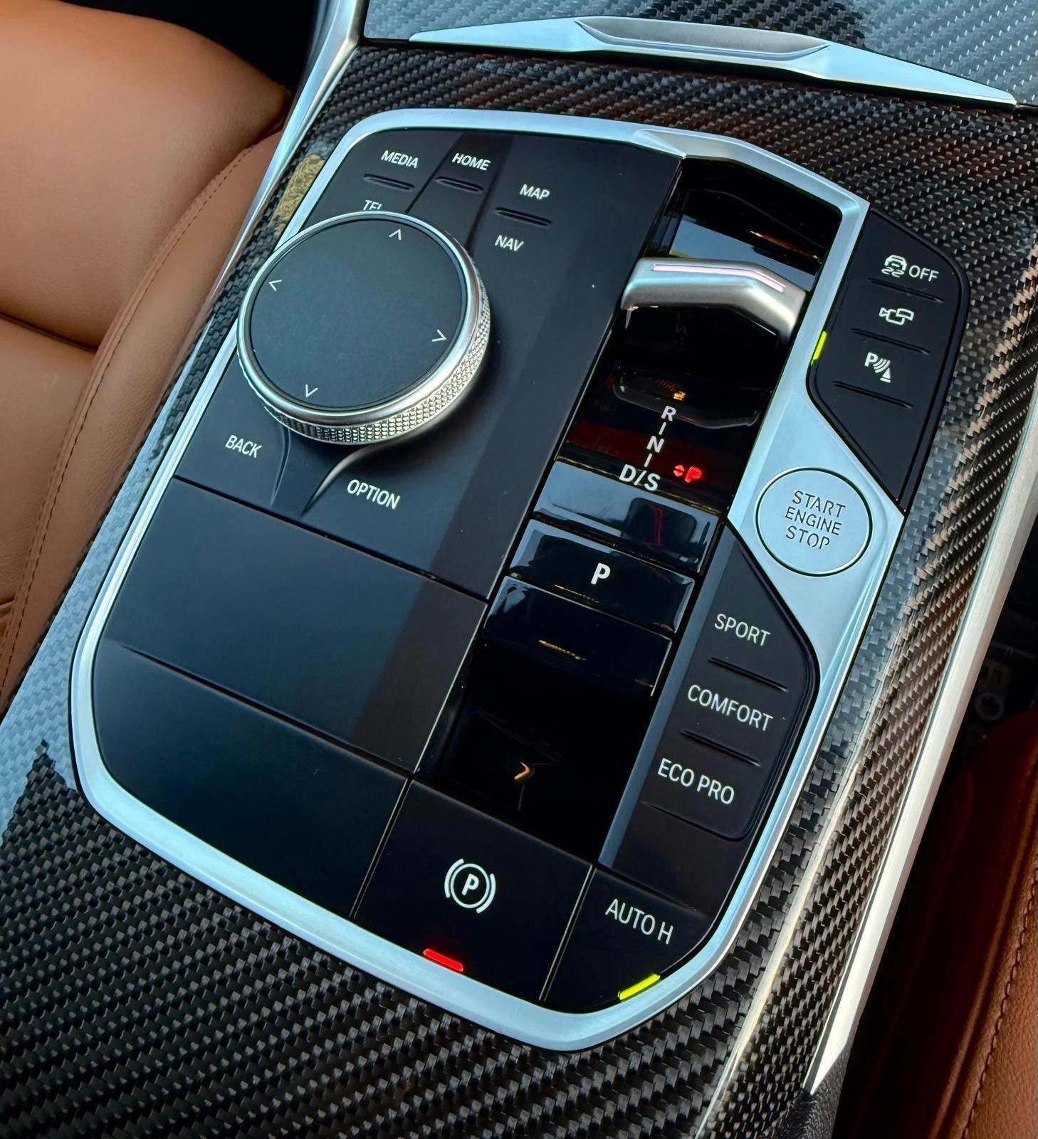 BMW 3 Series view 90