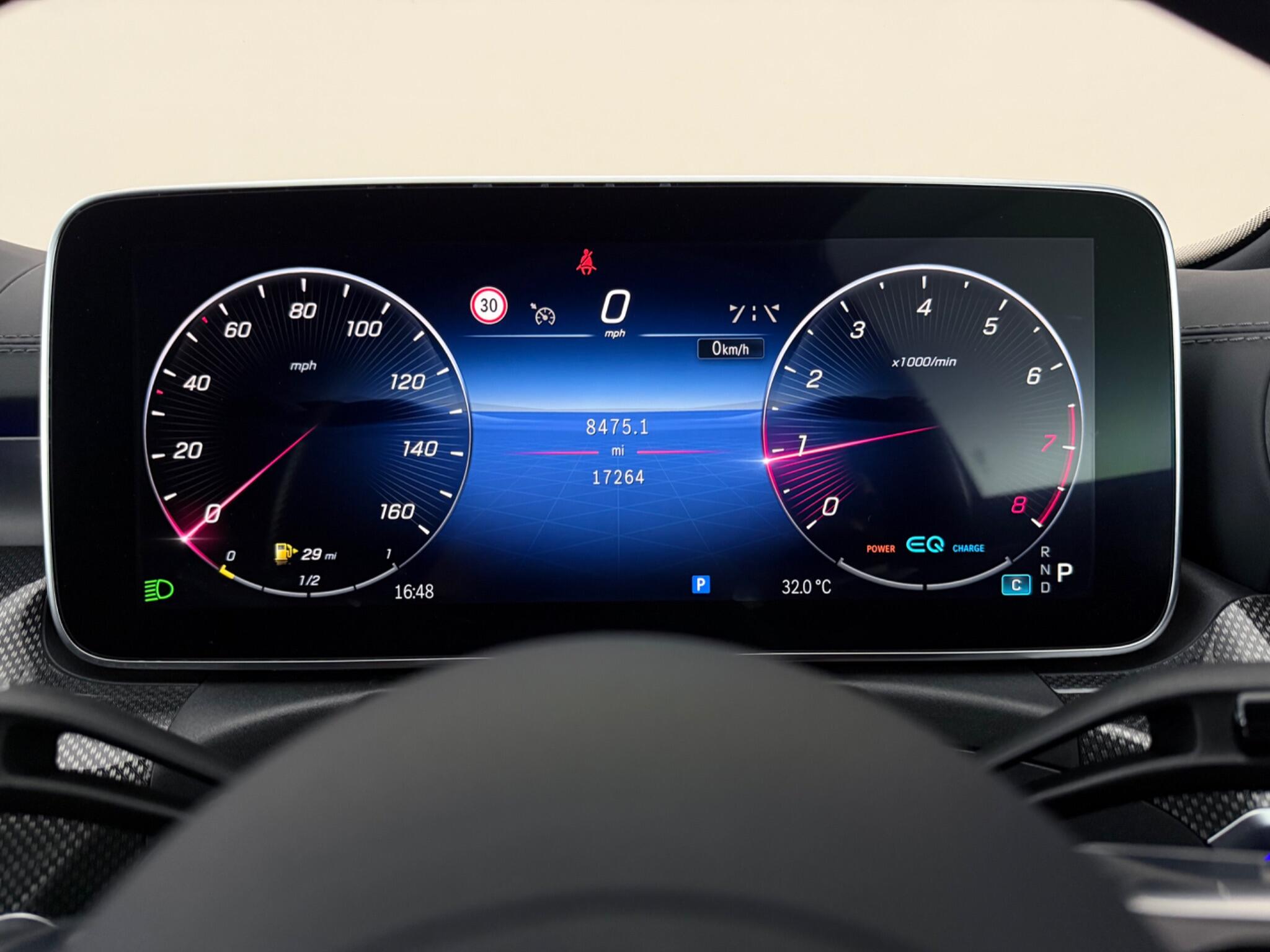Mercedes-Benz C-Class view 14