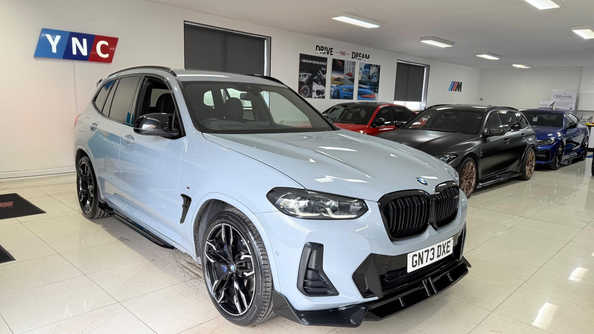 BMW X3 view 12