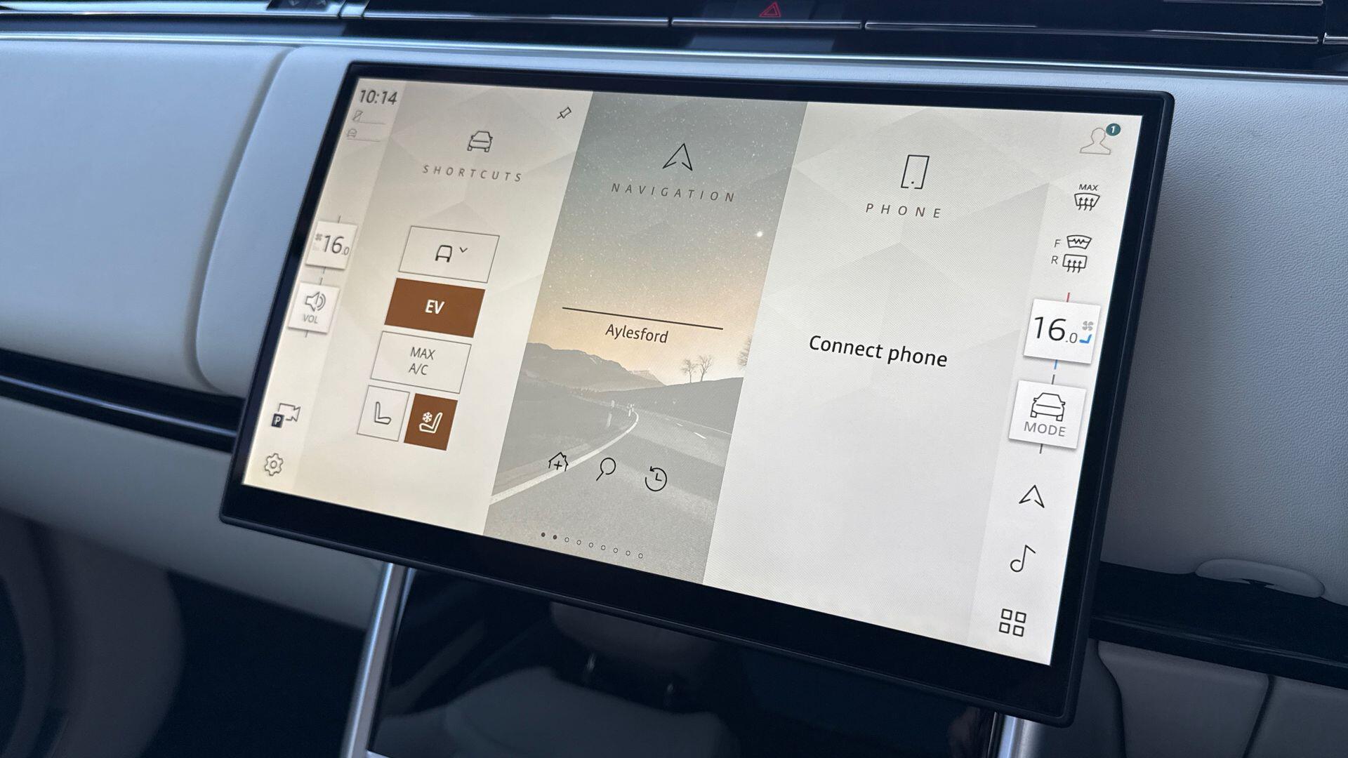 Land Rover Range Rover view 16
