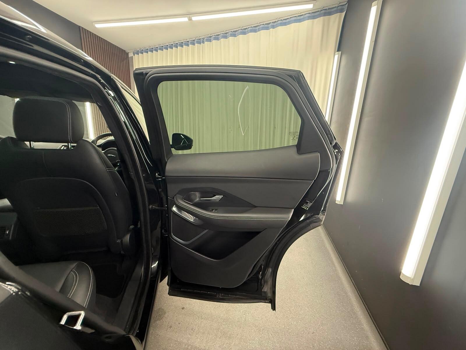 Jaguar E-Pace view 17