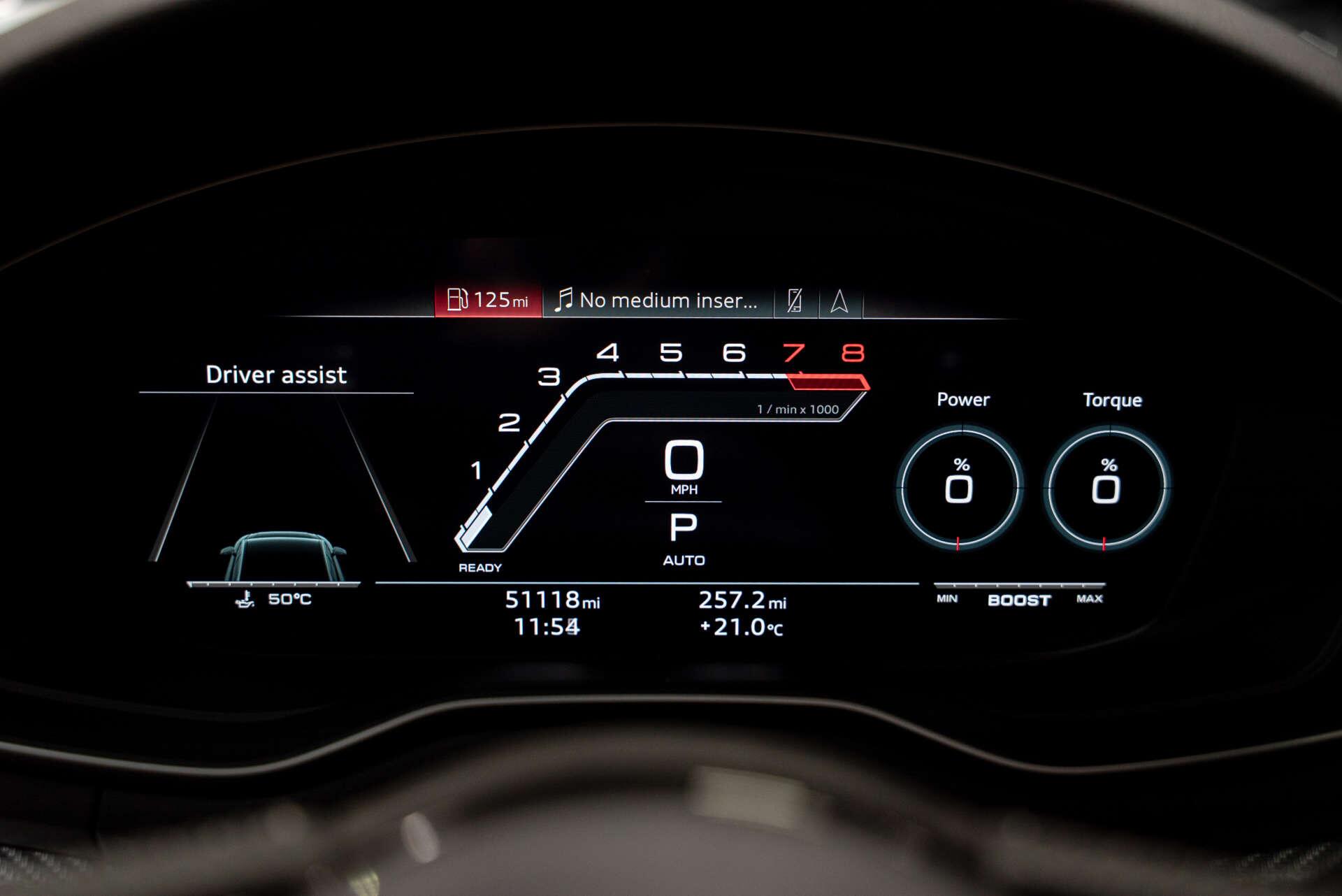 Audi RS4 Avant view 17