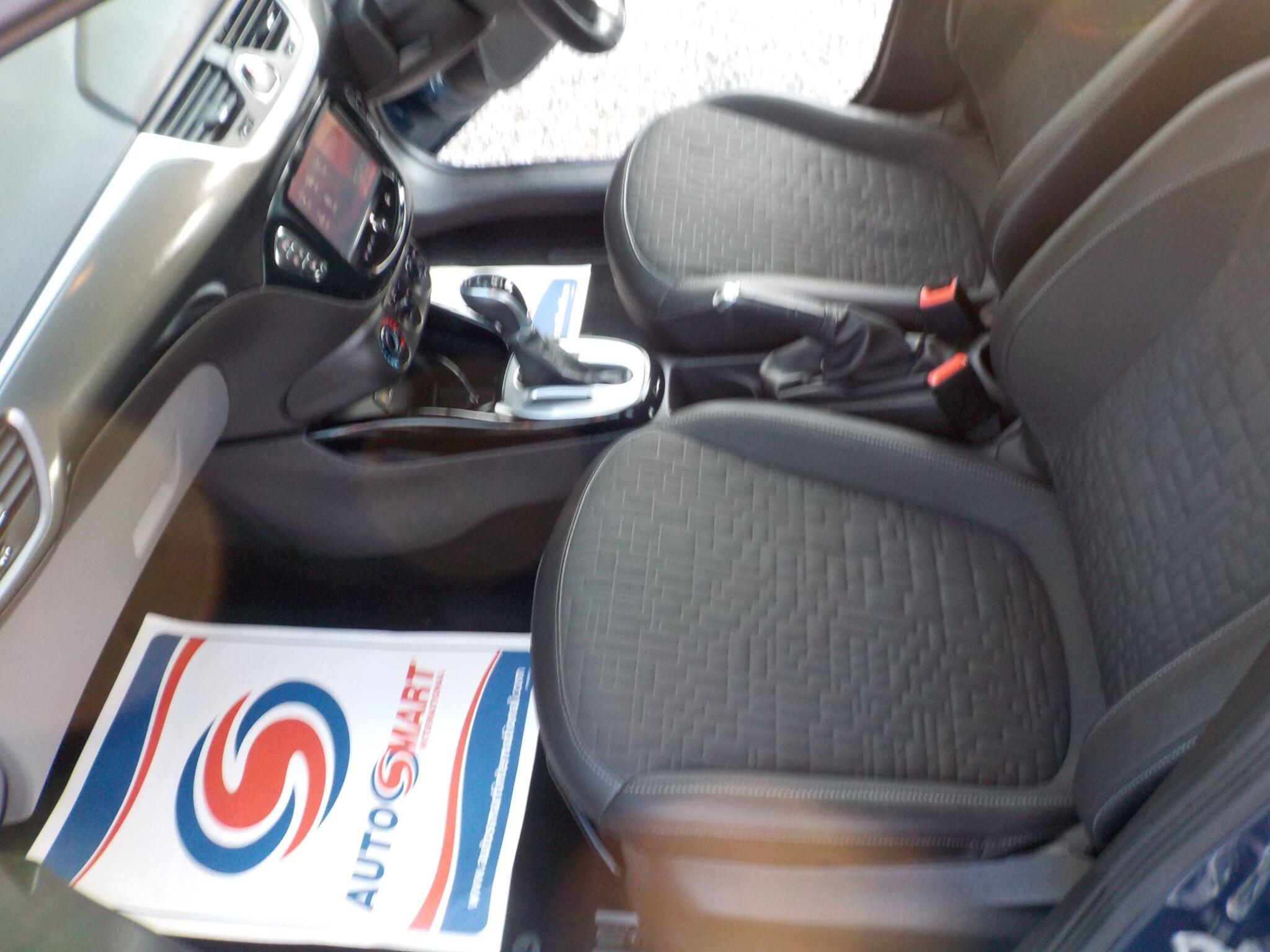 Vauxhall Corsa 1.4i SE Auto Euro 6 5dr
