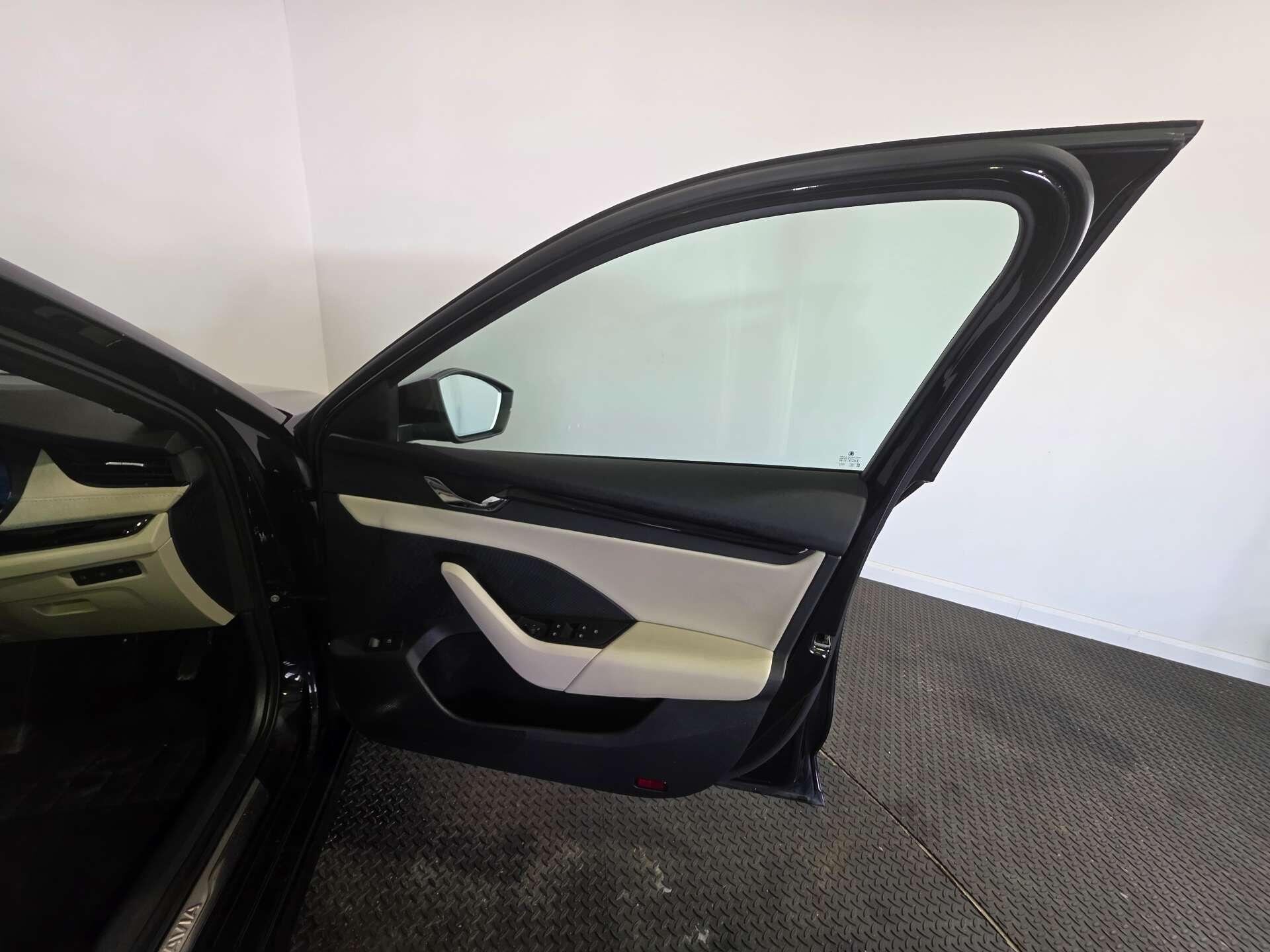 Skoda Octavia view 13