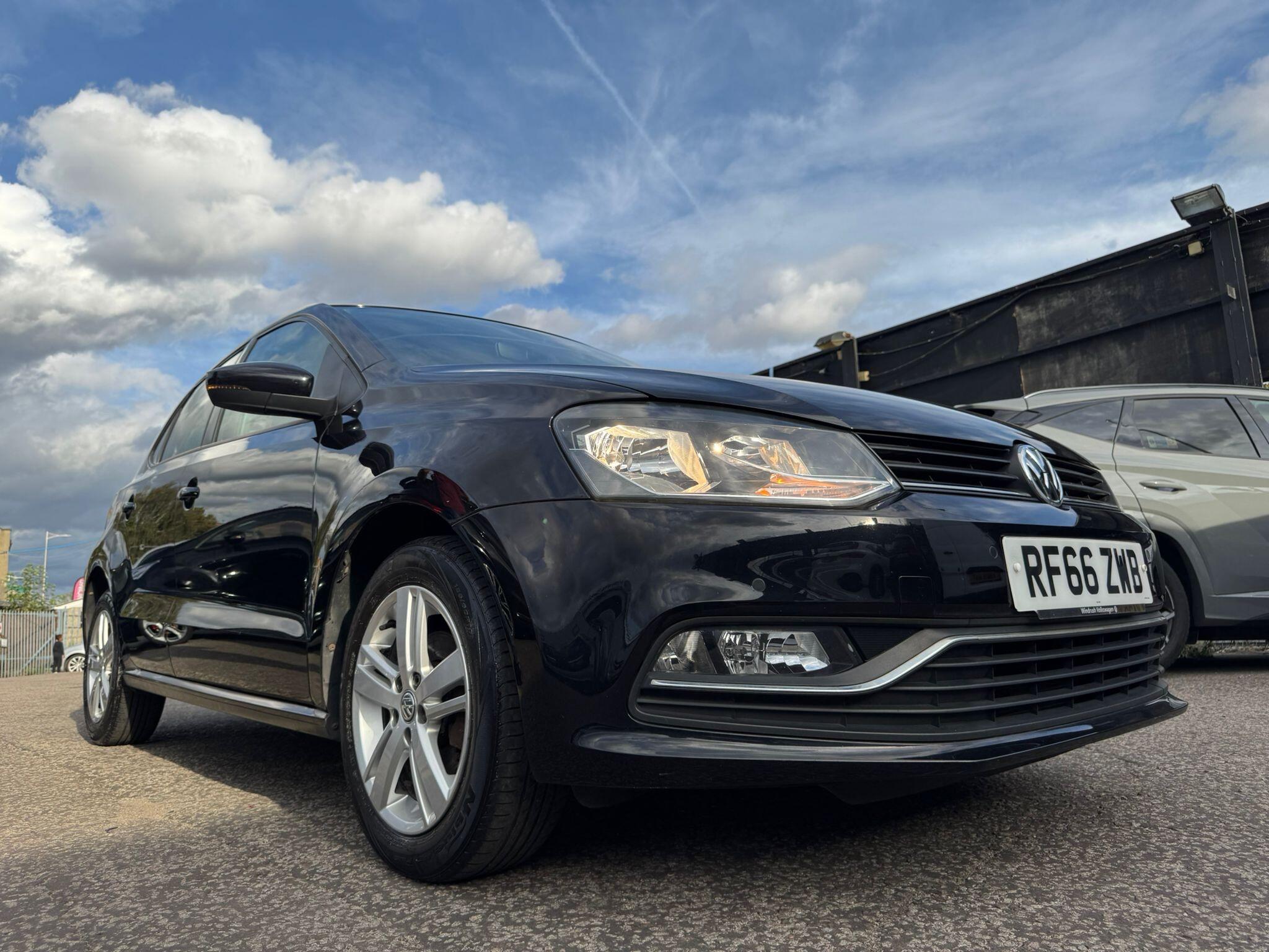 Volkswagen Polo view 11