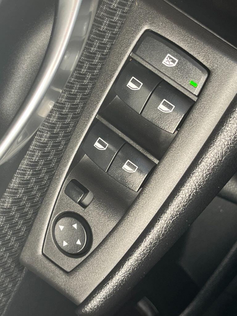 BMW 2 Series Active Tourer view 16