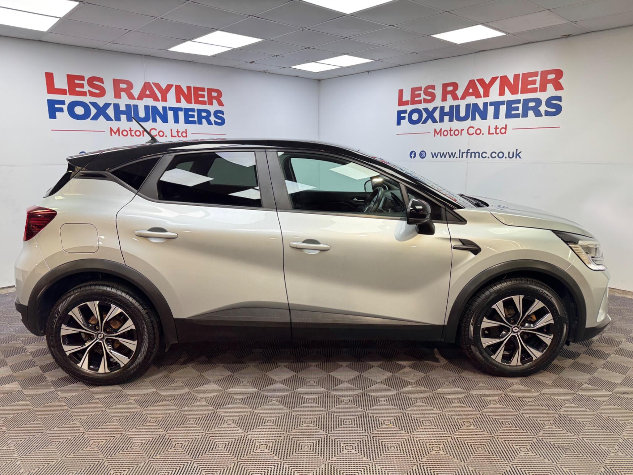 Renault Captur view 2
