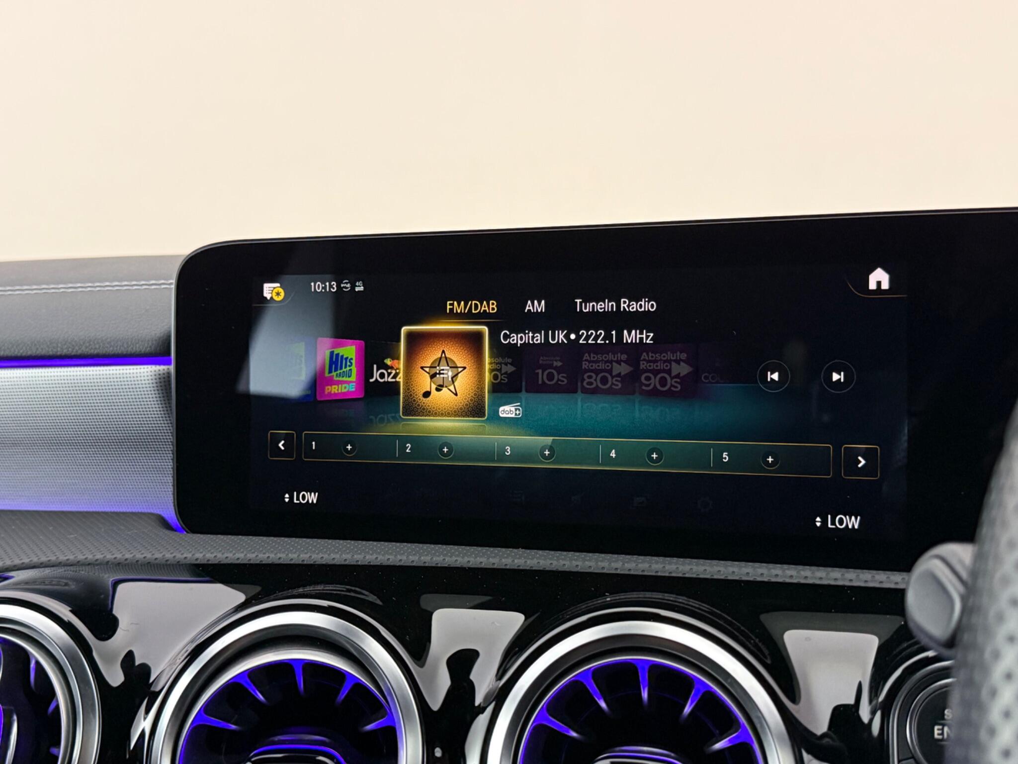 Mercedes-Benz A-Class view 28