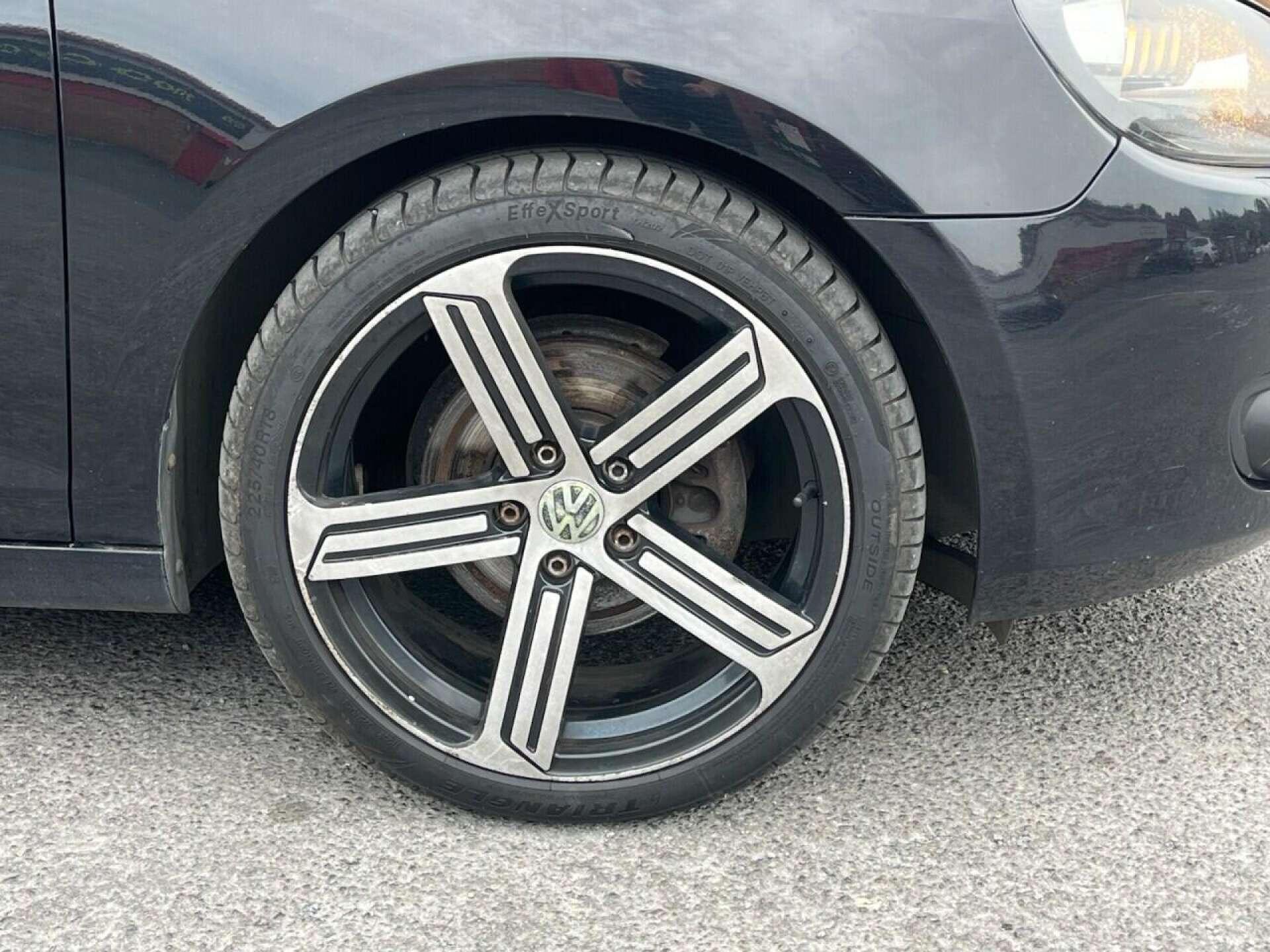 Volkswagen Golf view 27