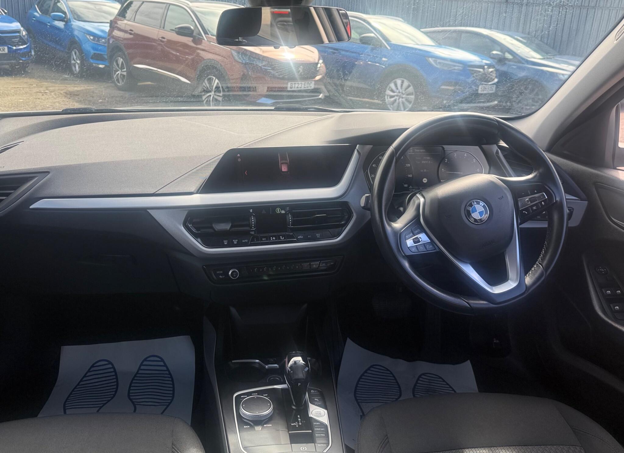 BMW 1 Series view 18