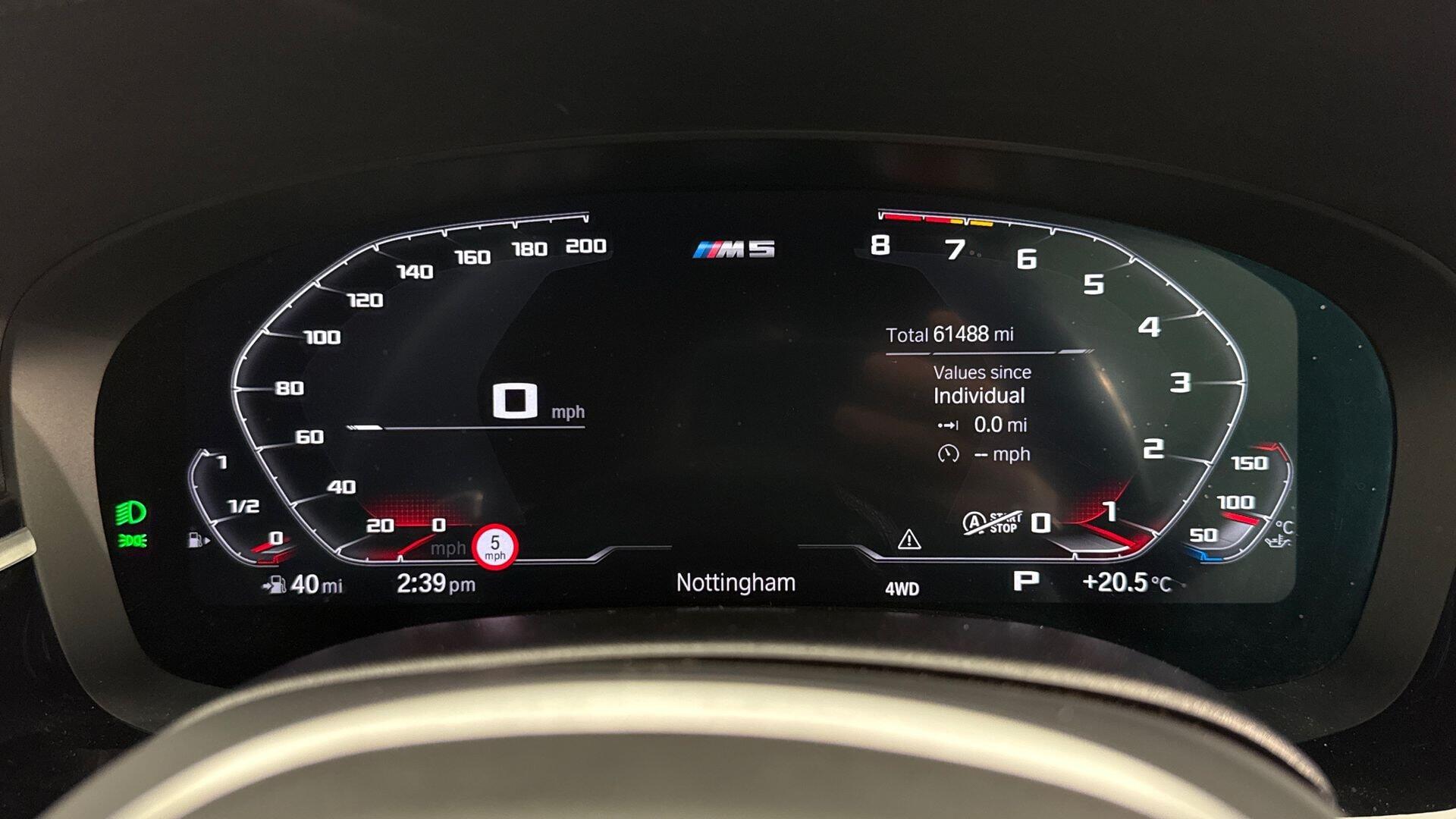 BMW M5 view 9