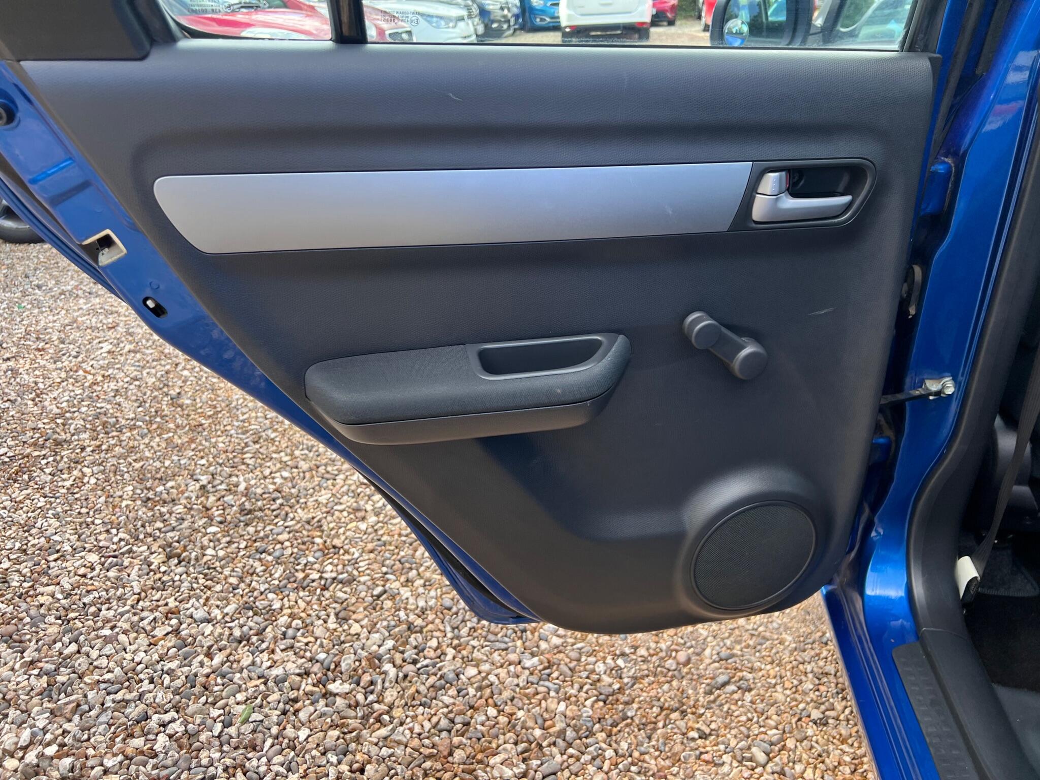 Suzuki Swift view 54