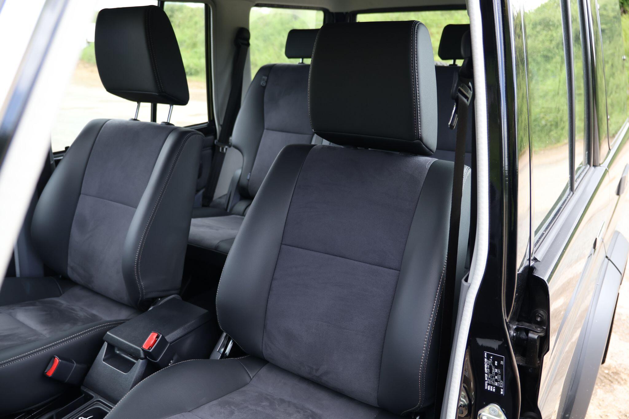 Toyota Land Cruiser view 56