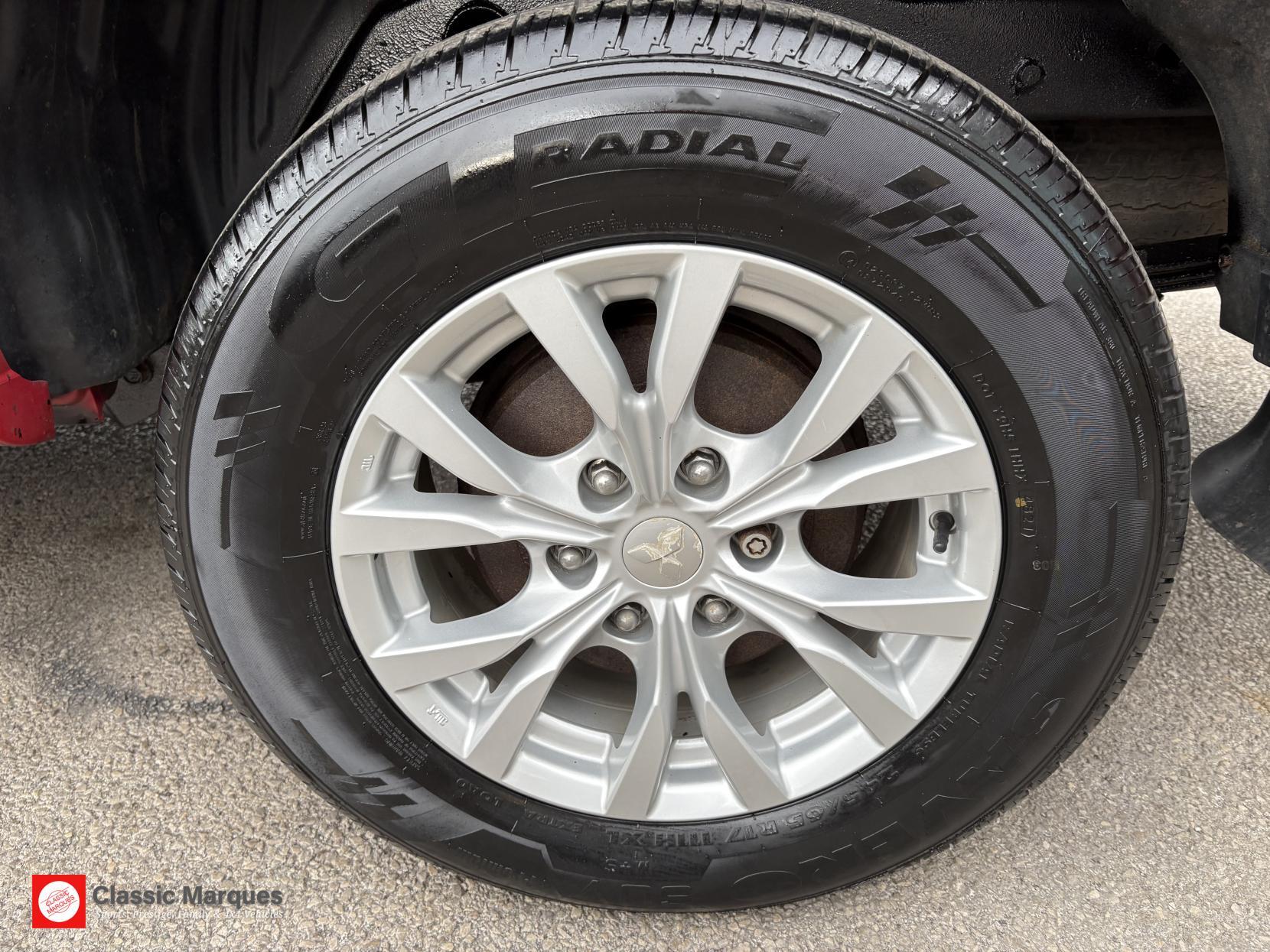 Mitsubishi L200 view 44