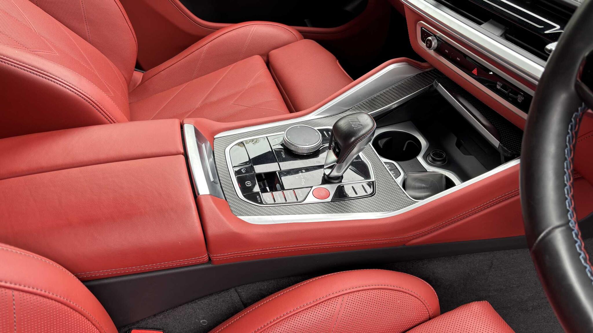 BMW XM view 6