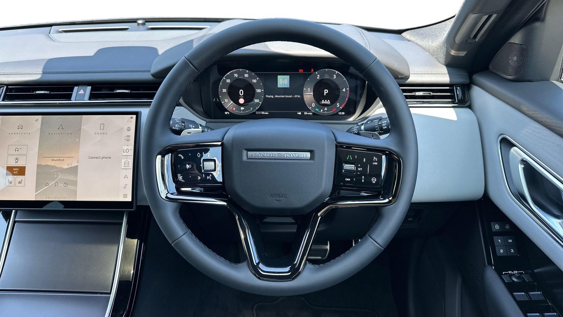 Land Rover Range Rover Velar view 16