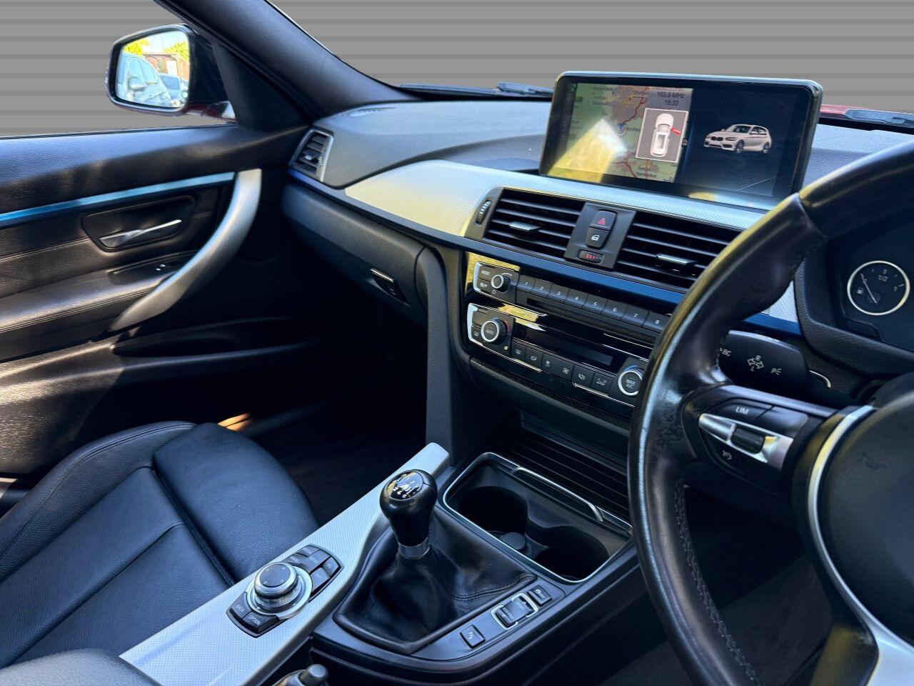 BMW 3 Series view 19