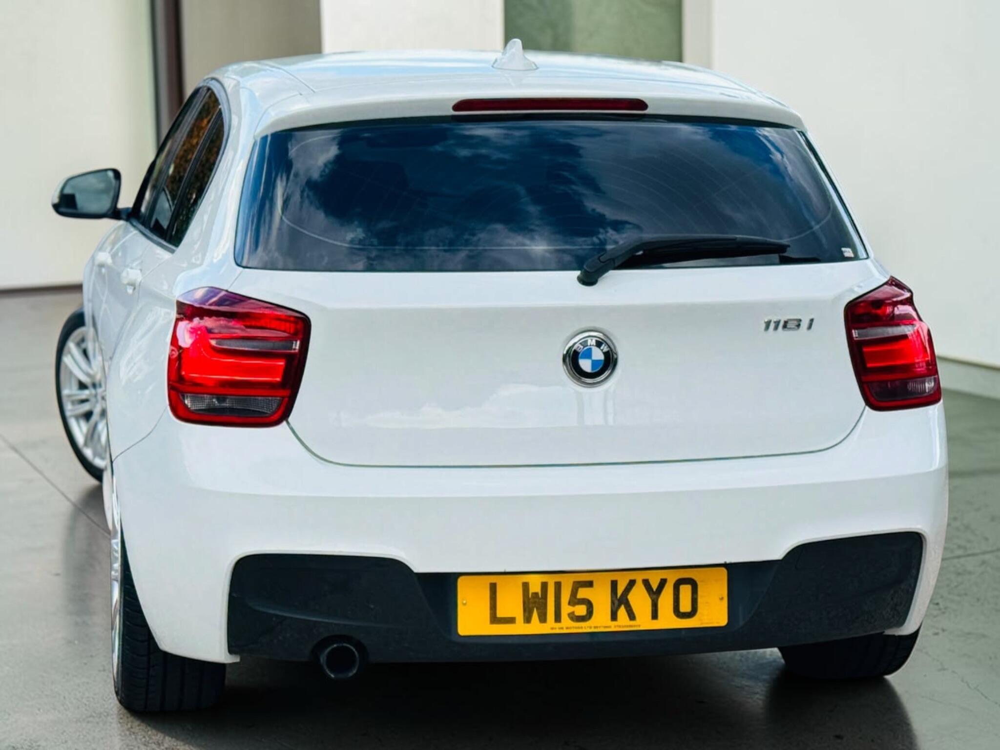 BMW 1 Series view 12