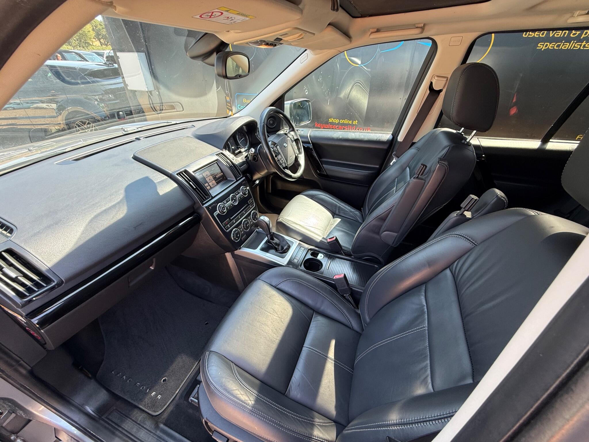 Land Rover Freelander view 23