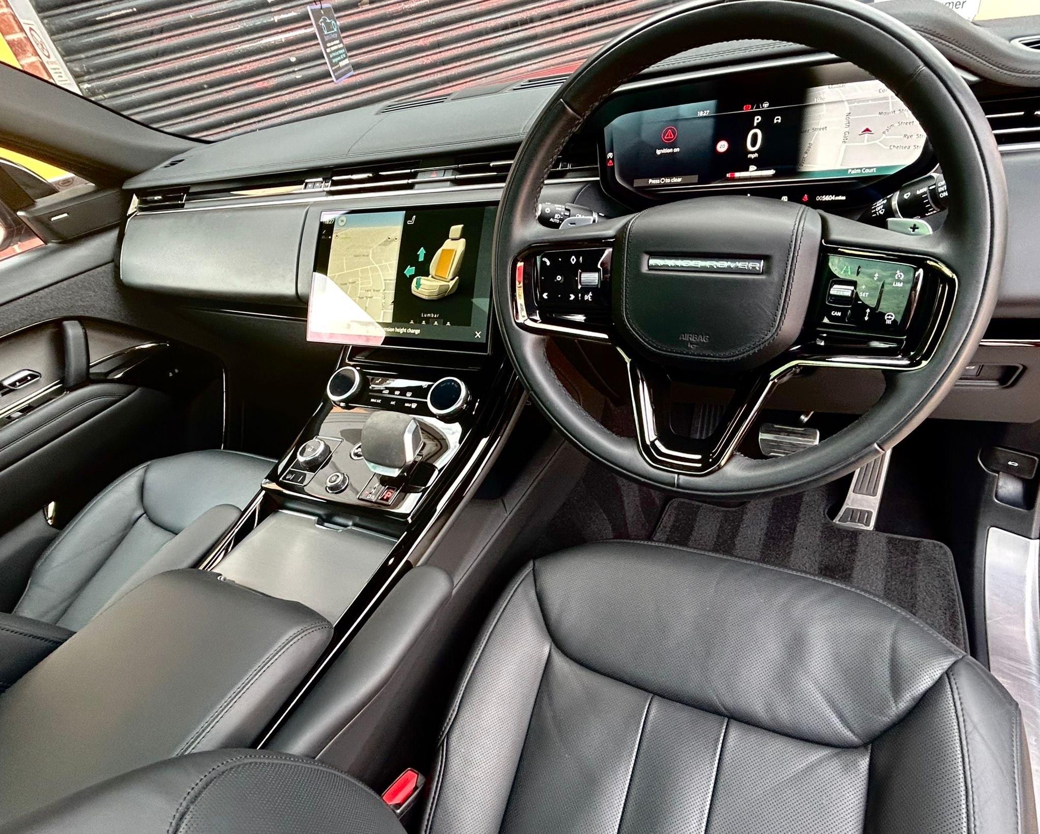 Land Rover Range Rover Sport view 11