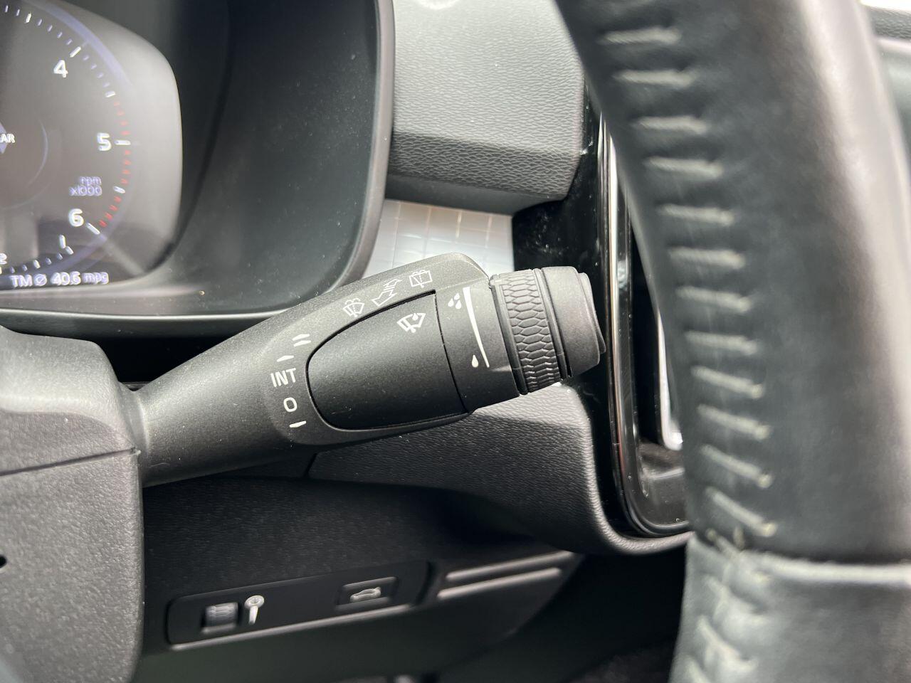 Volvo XC40 view 57