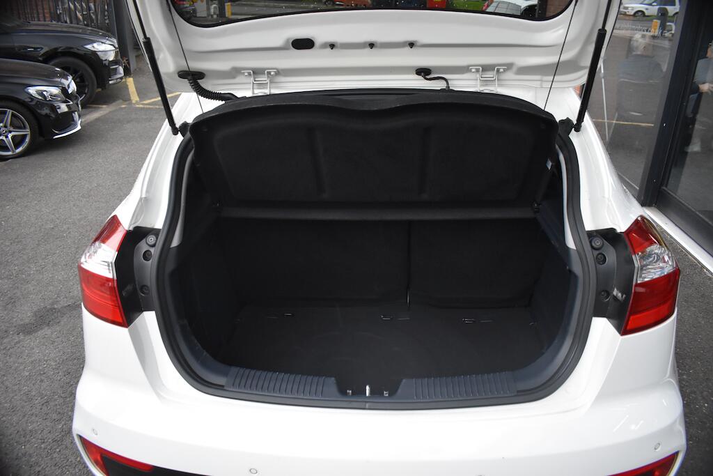 Kia Rio view 46