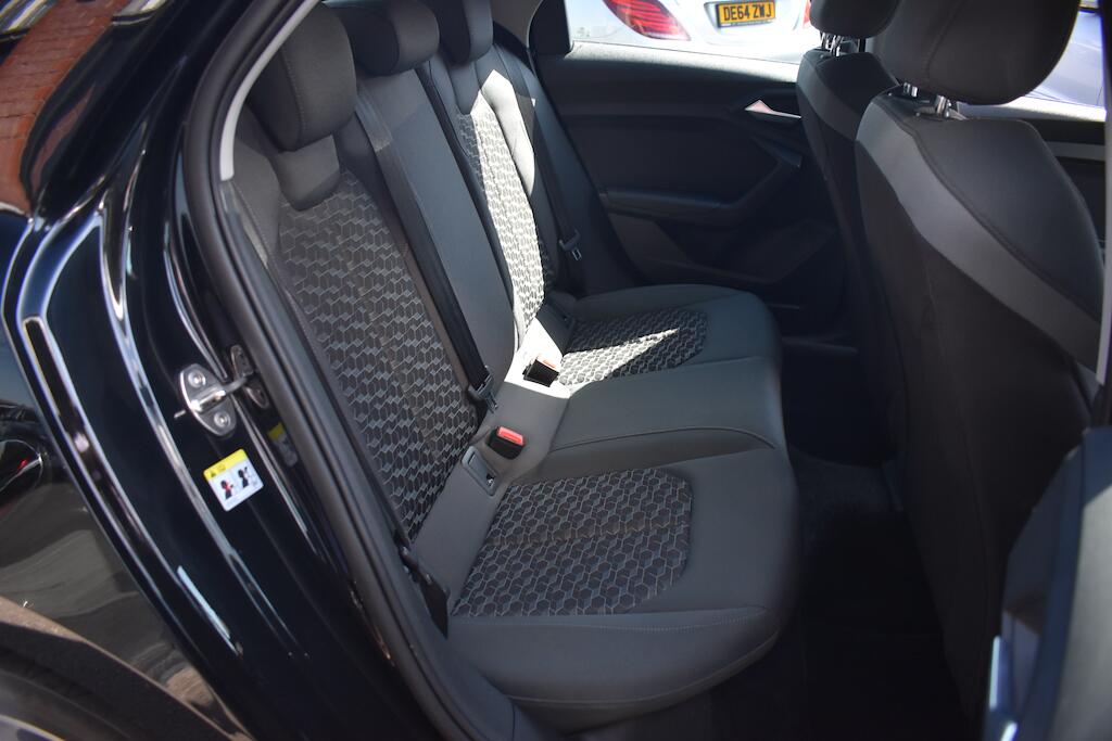 Audi A1 view 32