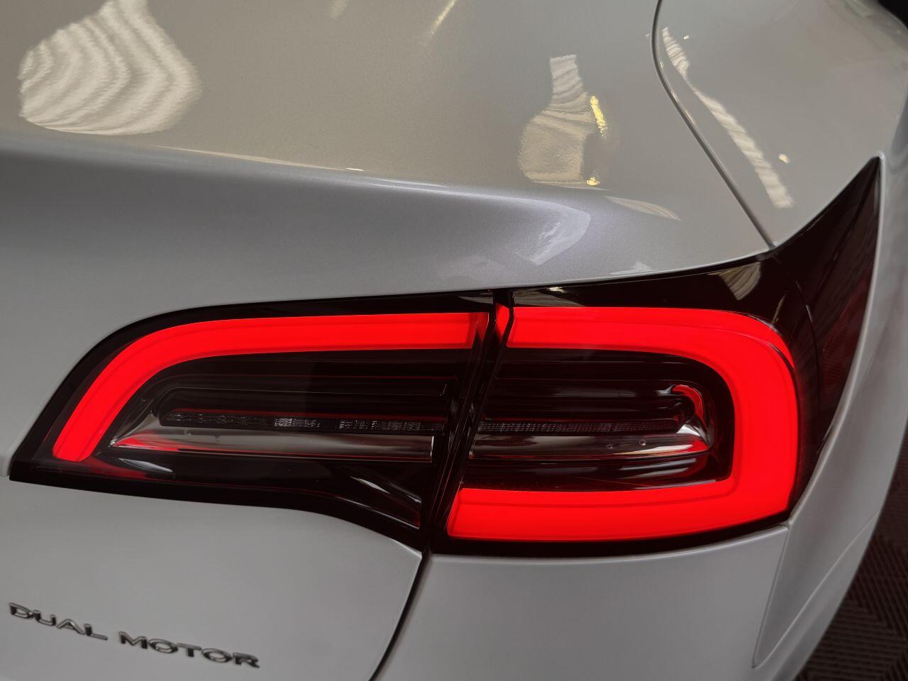 Tesla Model 3 view 18