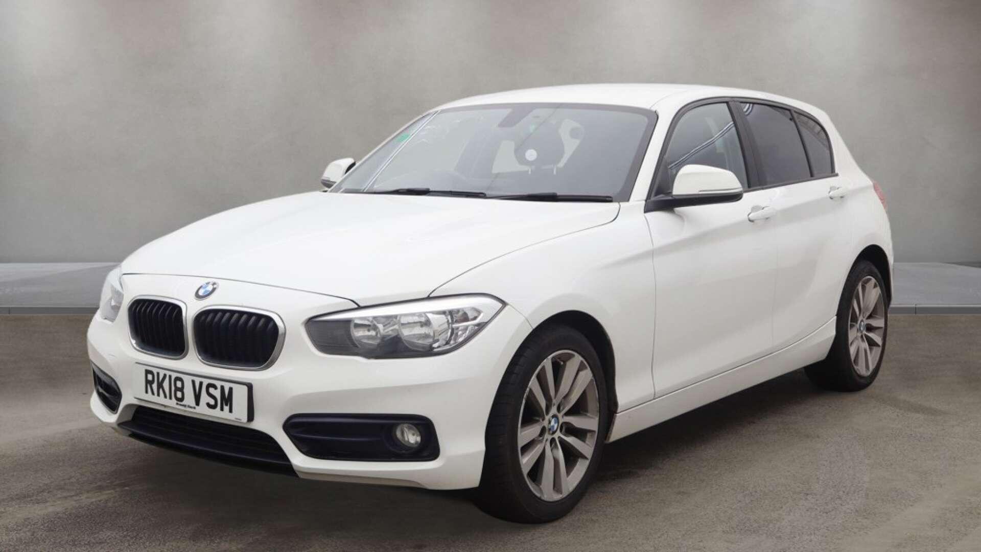 BMW 1 Series view 5