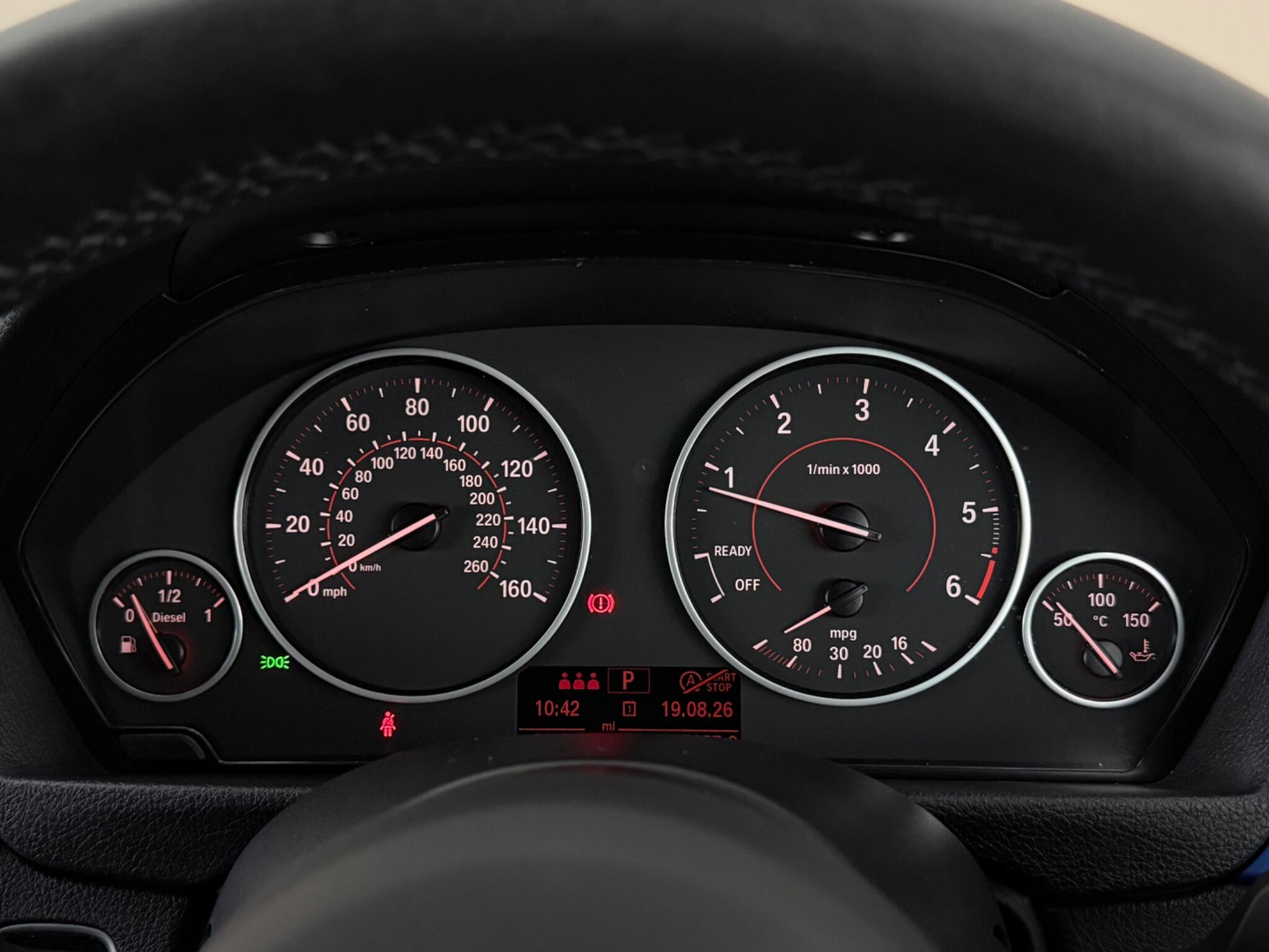 BMW 3 Series view 14