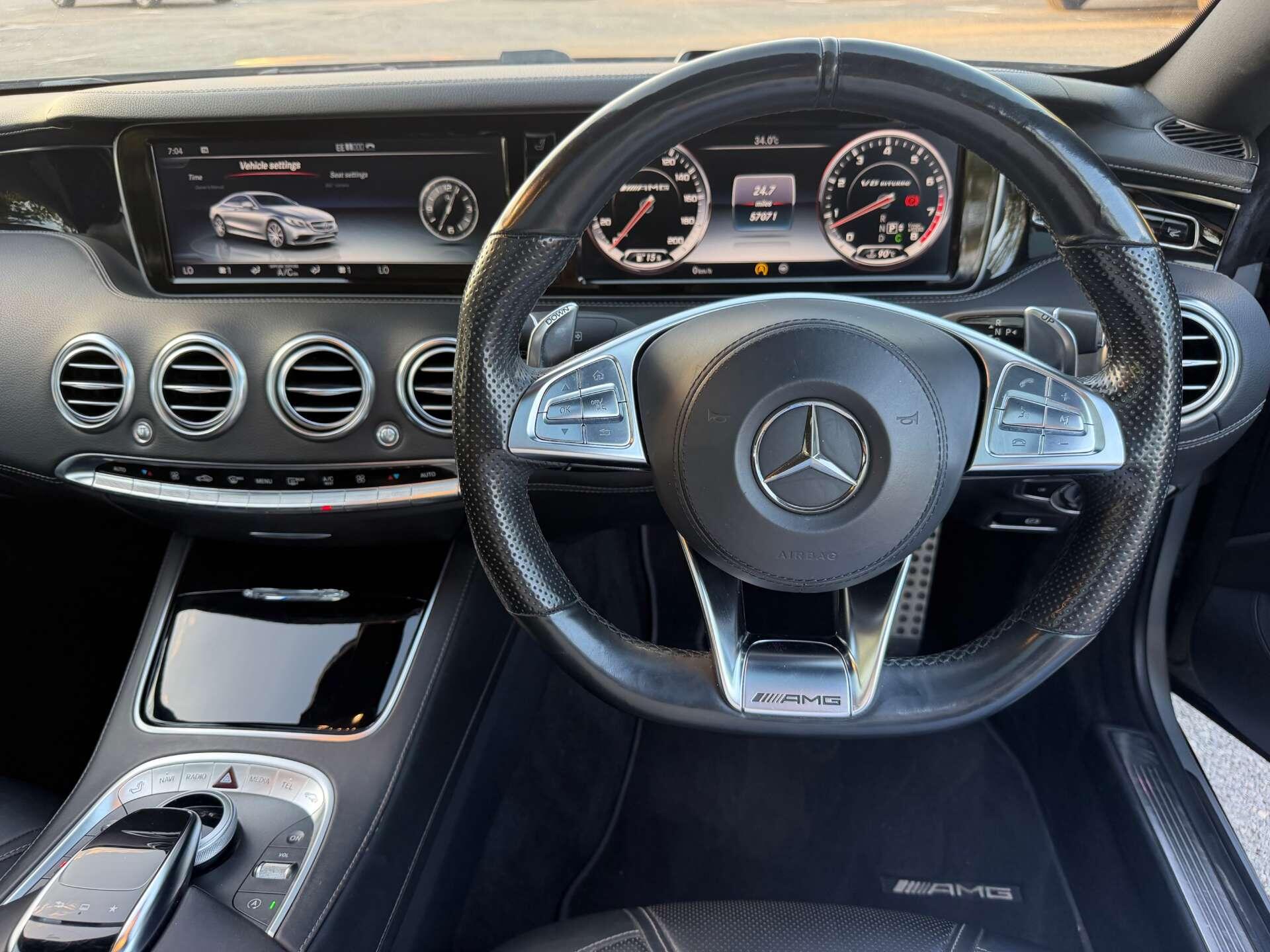 Mercedes-Benz S-Class view 4